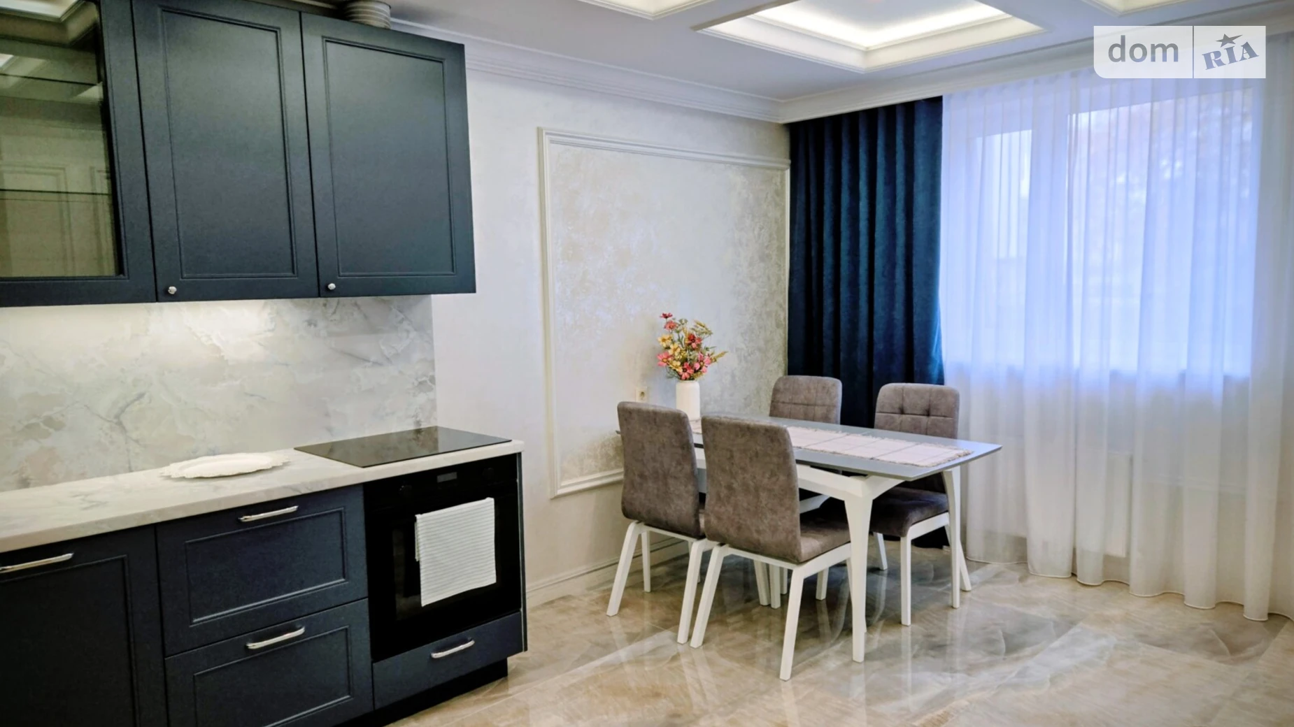 Продается 3-комнатная квартира 115.6 кв. м в Ровно, ул. Драгоманова - фото 4