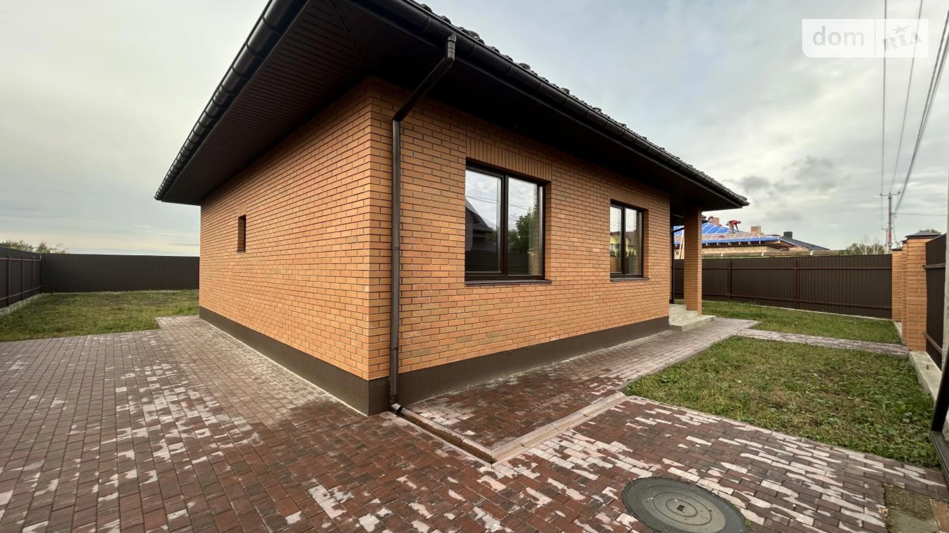 Продается одноэтажный дом 127 кв. м с беседкой, цена: 138000 $ - фото 3