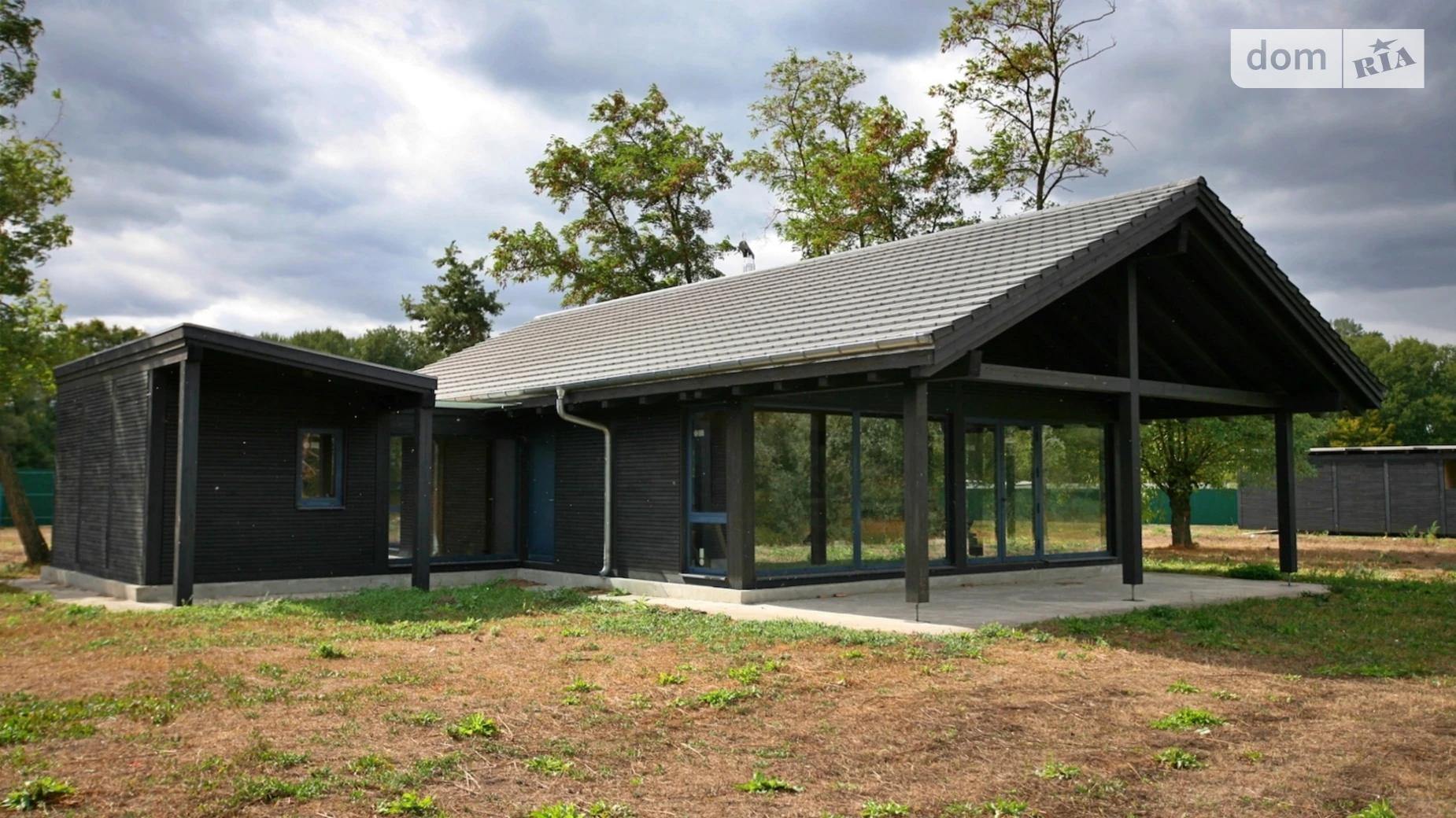 Продается одноэтажный дом 380 кв. м с верандой, цена: 580000 $ - фото 3