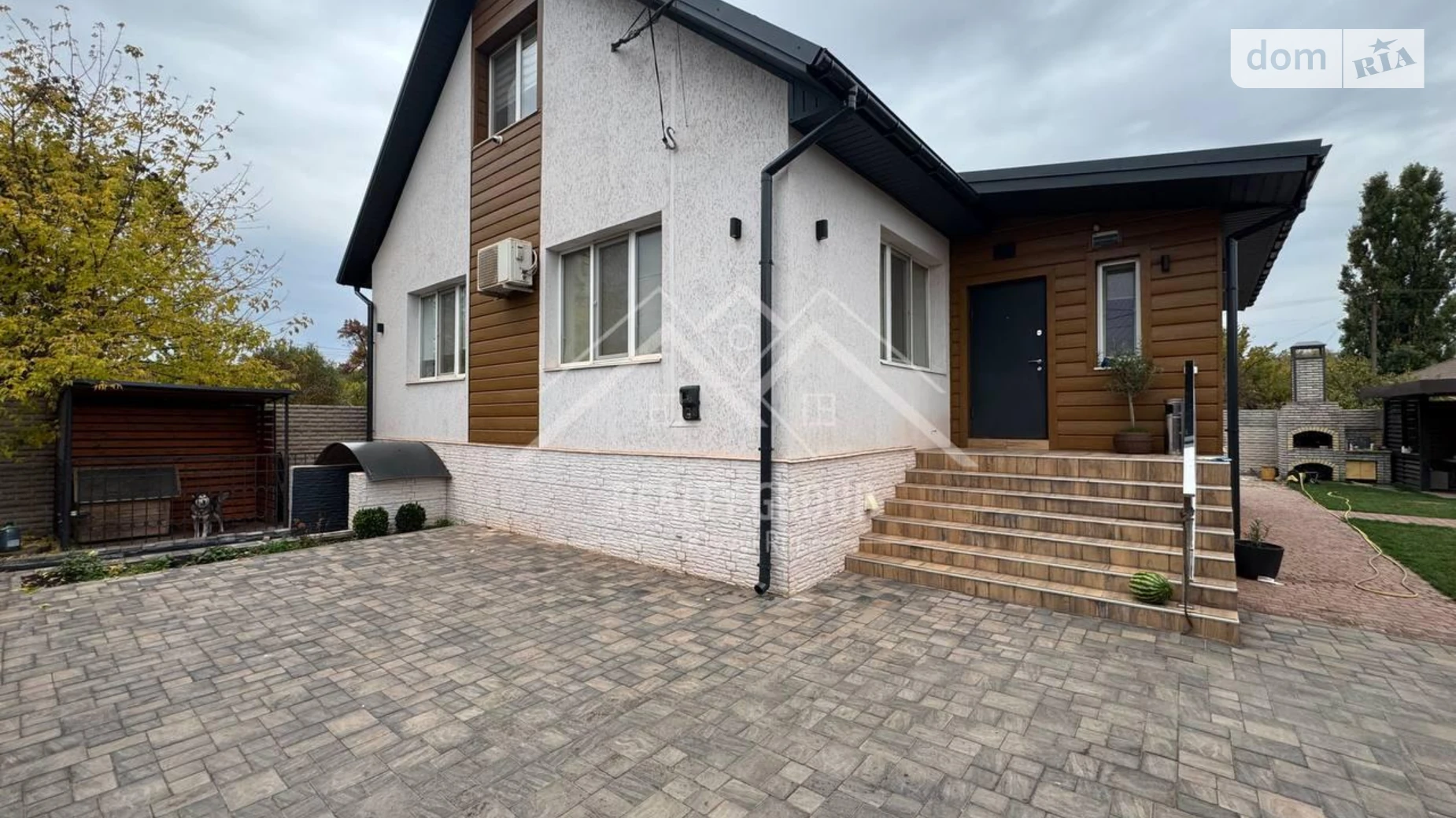 Продается дом на 2 этажа 140 кв. м с баней/сауной, цена: 120000 $ - фото 2