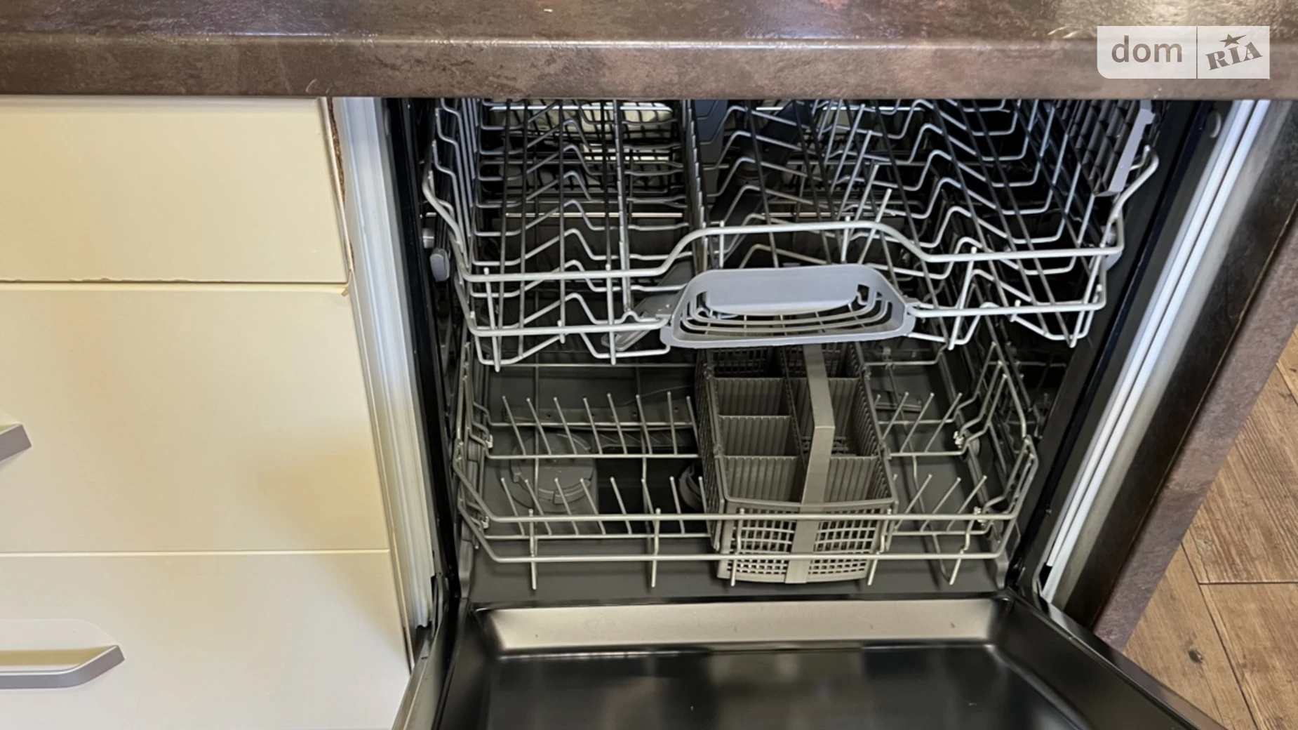 2-комнатная квартира 68 кв. м в Тернополе, ул. Евгения Коновальца - фото 4