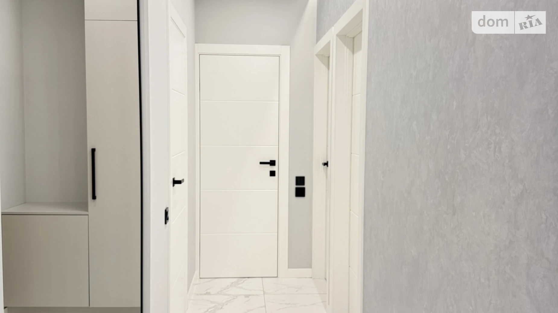 Продается 2-комнатная квартира 62.7 кв. м в Киеве, ул. Всеволода Змиенко, 19 - фото 2