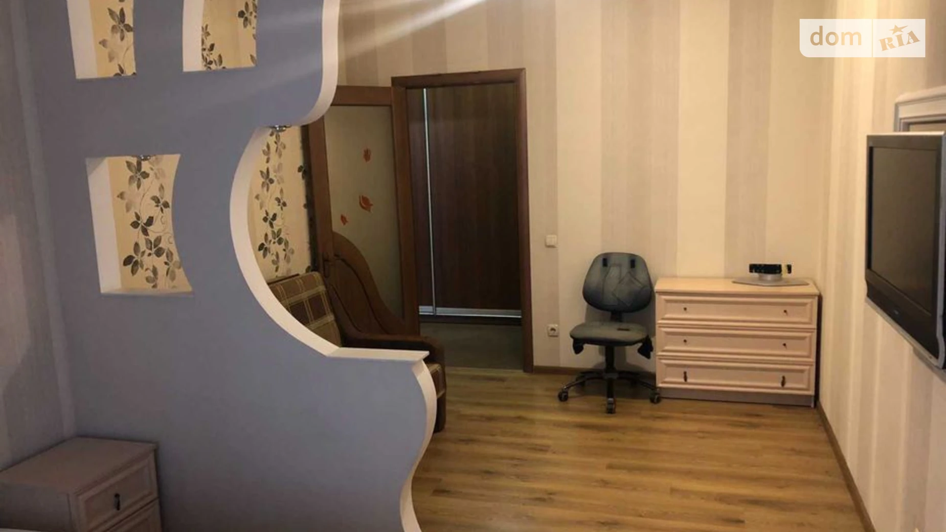 Сдается в аренду 1-комнатная квартира 41 кв. м в Софиевской Борщаговке, ул. Академика Шалимова, 69А - фото 2