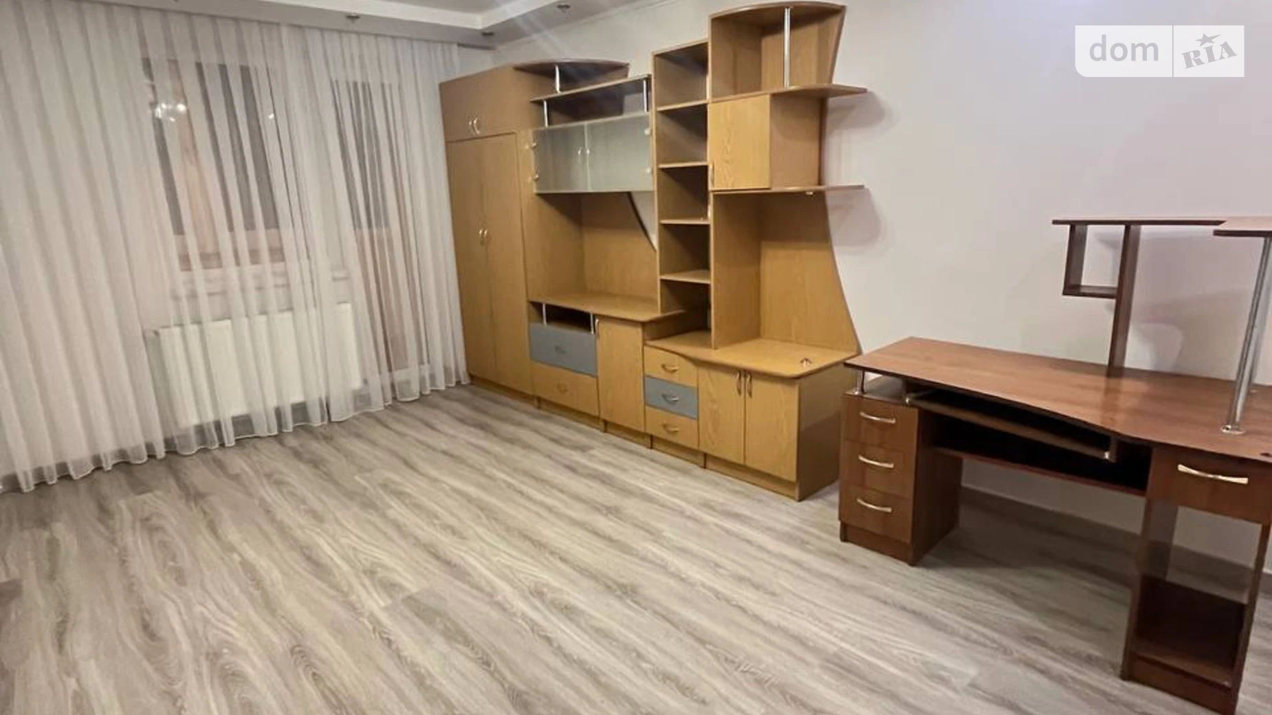 Продається 1-кімнатна квартира 42.7 кв. м у Івано-Франківську, вул. Симоненка Василя, 35 - фото 2