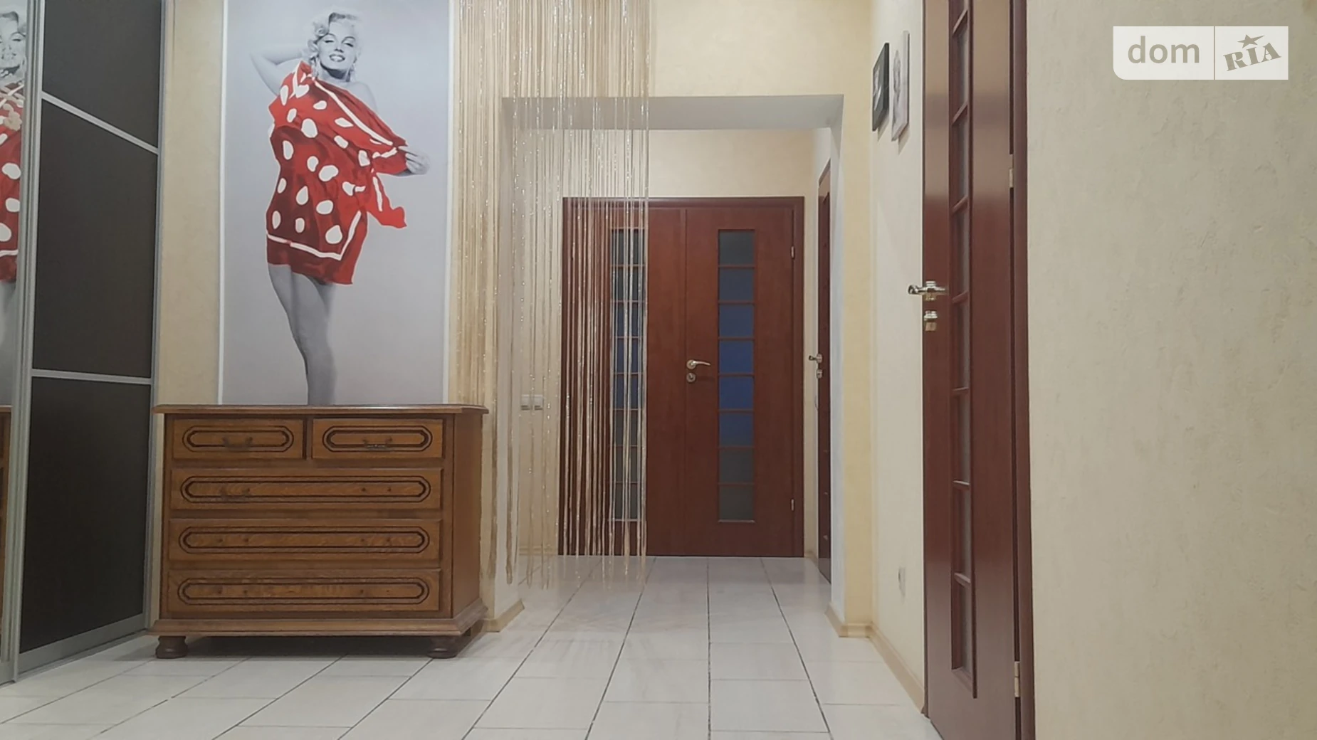 Продается дом на 2 этажа 250 кв. м с мансардой, цена: 280000 $ - фото 4