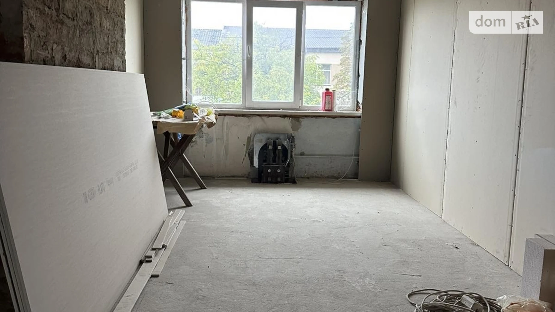 Продается 2-комнатная квартира 41.9 кв. м в, цена: 15000 $ - фото 2
