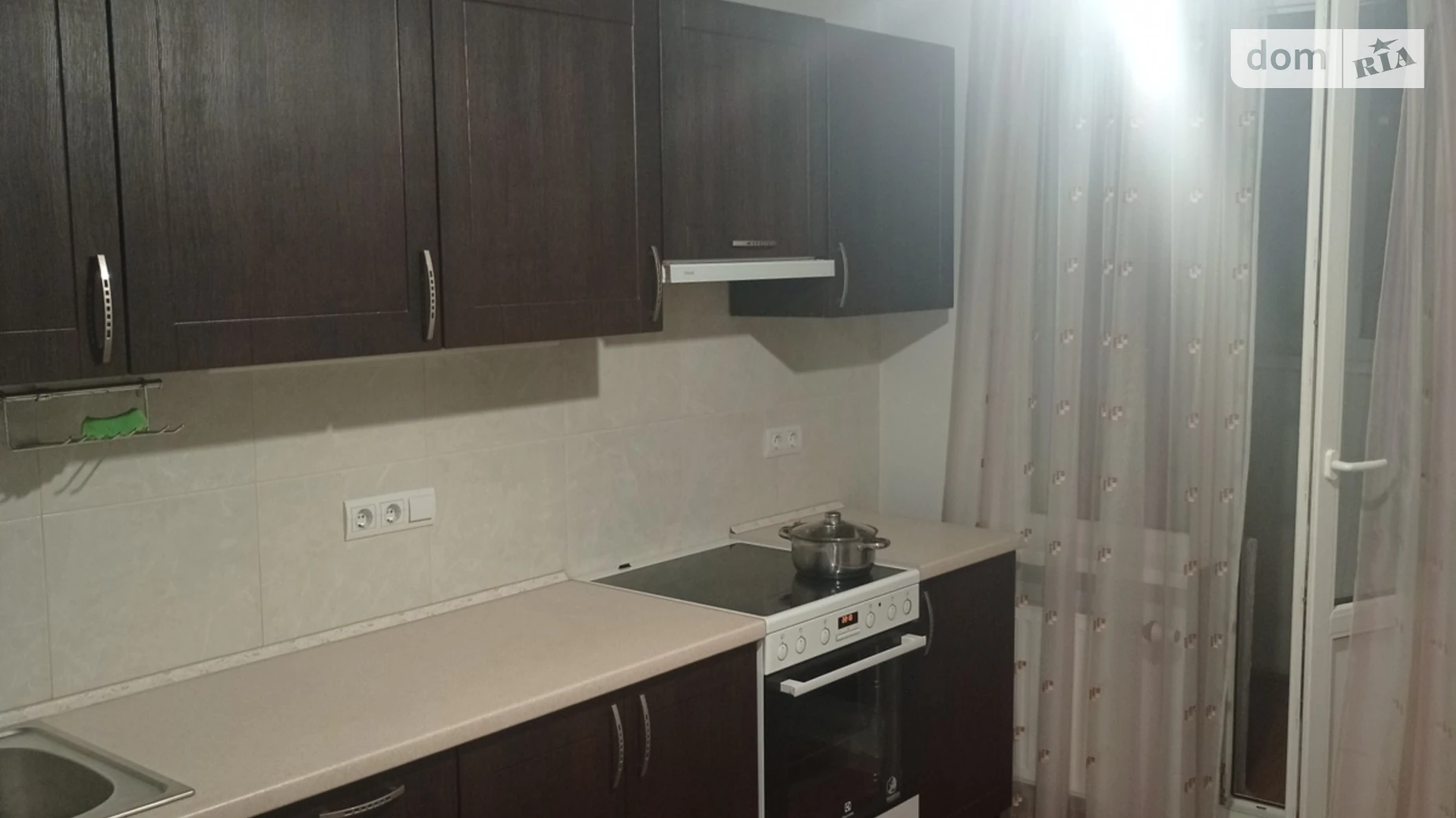 Здається в оренду 1-кімнатна квартира 43 кв. м у Києві, вул. Софії Русової, 1Б - фото 2