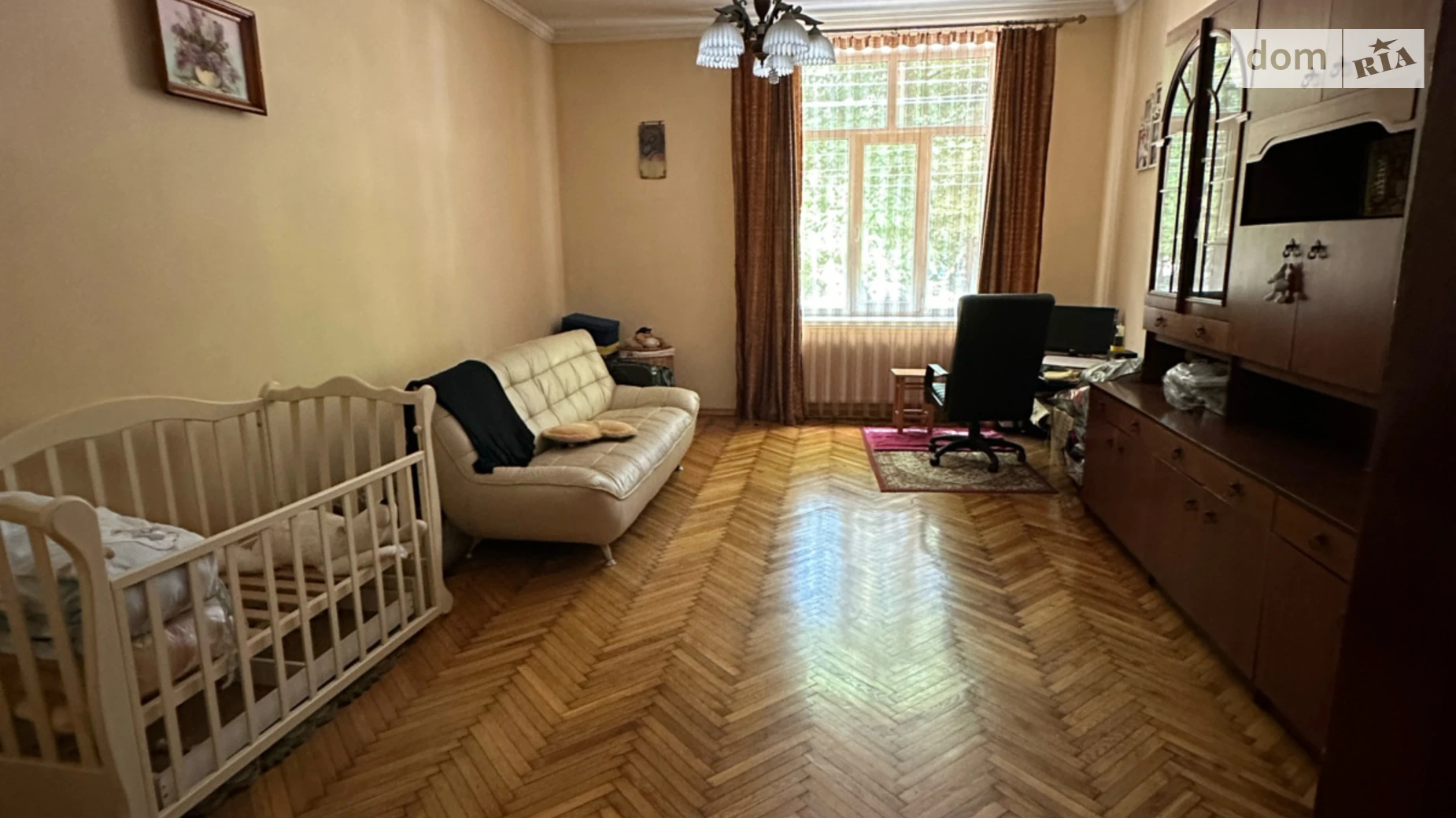 Продается 3-комнатная квартира 105 кв. м в Черновцах, ул. Федьковича Юрия - фото 5