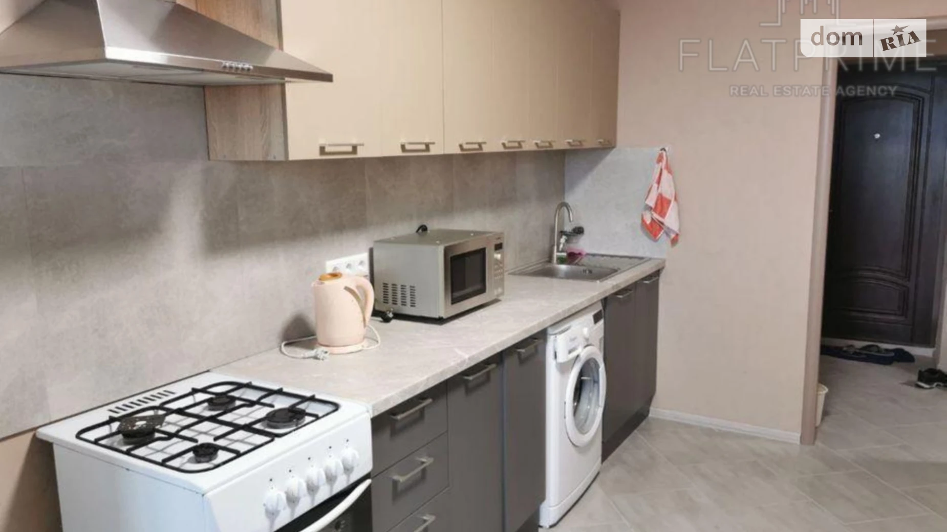 Продается 3-комнатная квартира 90 кв. м в Софиевской Борщаговке, ул. Ольги Кобылянской(Горького), 5Б - фото 2