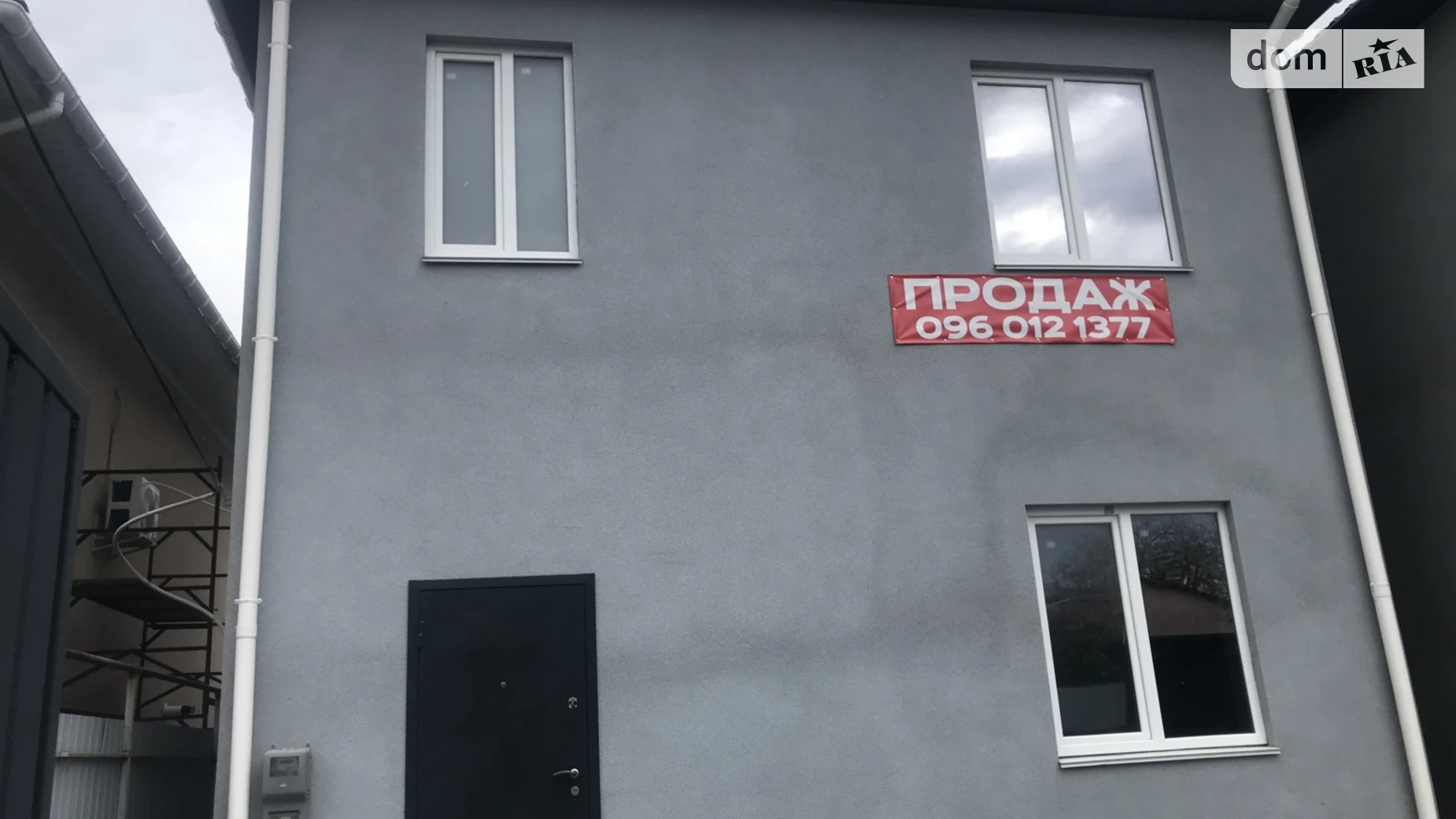 Продается дом на 2 этажа 120 кв. м с бассейном, цена: 81000 $ - фото 2