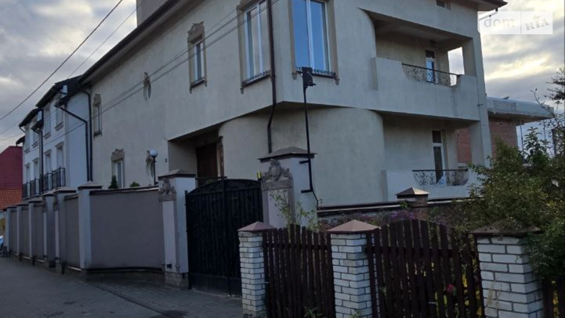 Продается дом на 2 этажа 315.5 кв. м с камином, цена: 325000 $ - фото 4