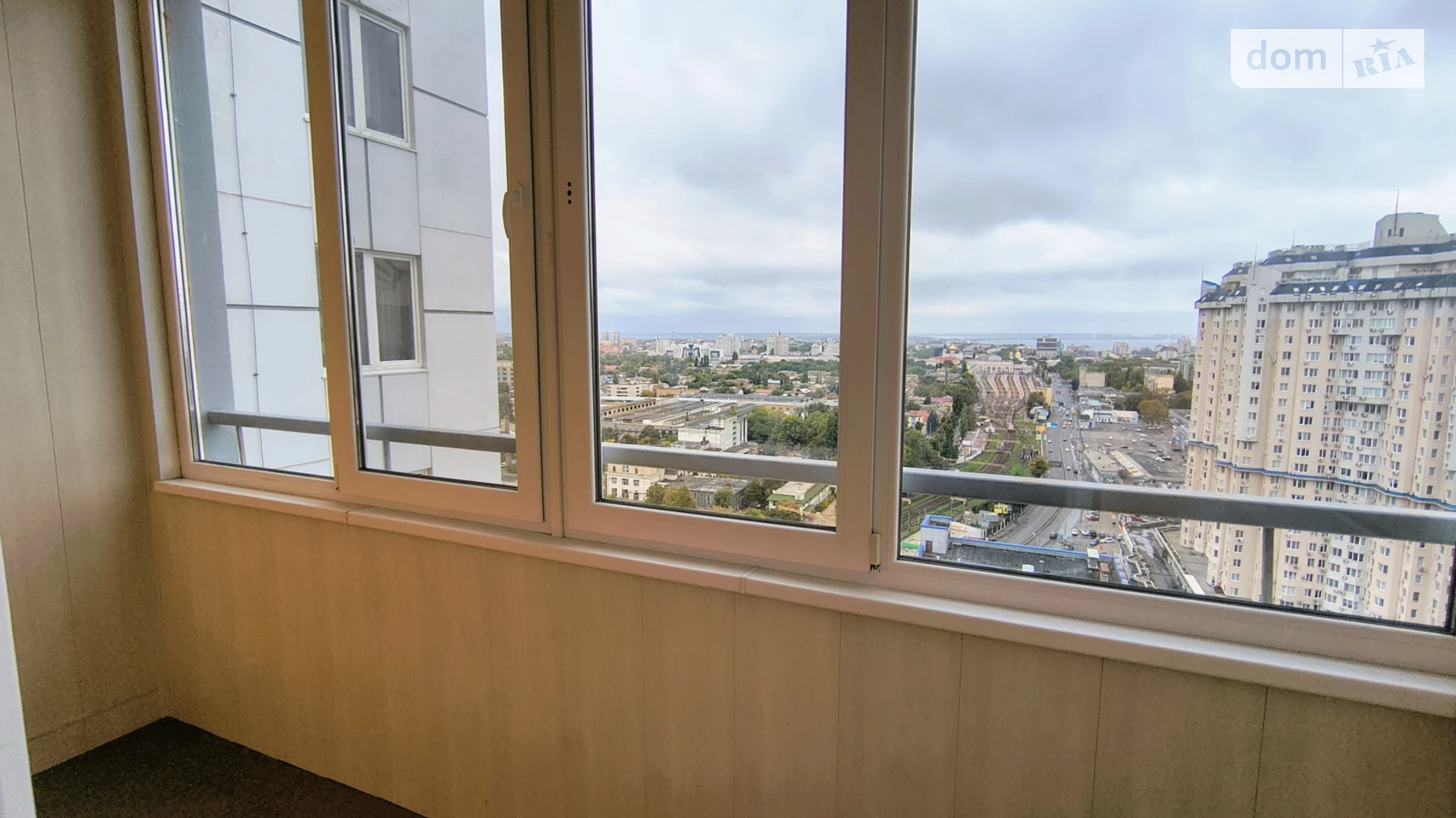 Здається в оренду 1-кімнатна квартира 40 кв. м у Одесі, вул. Середньофонтанська, 35 корпус 1 - фото 4