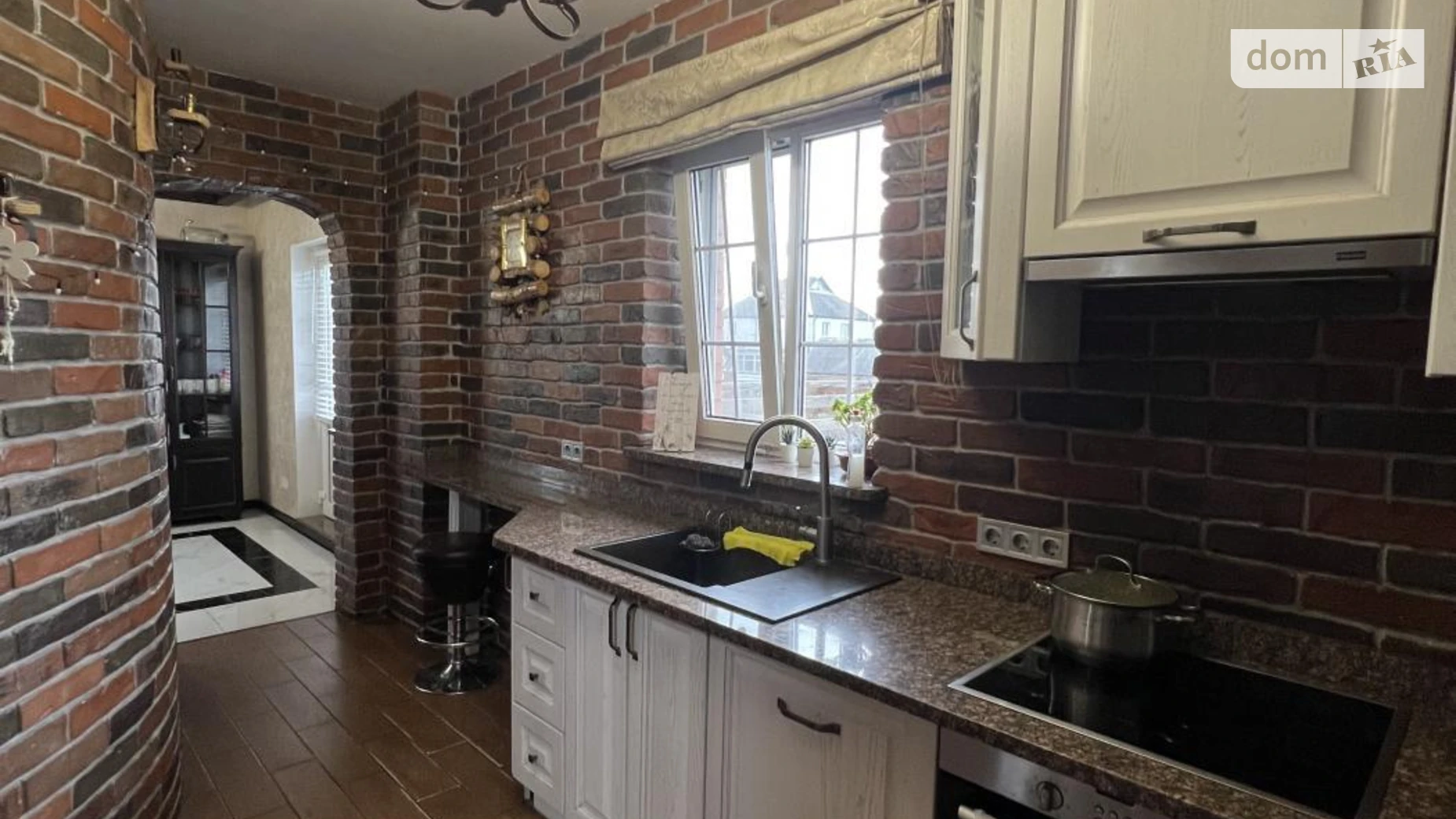 Продается дом на 2 этажа 272 кв. м с мансардой, цена: 210000 $ - фото 2