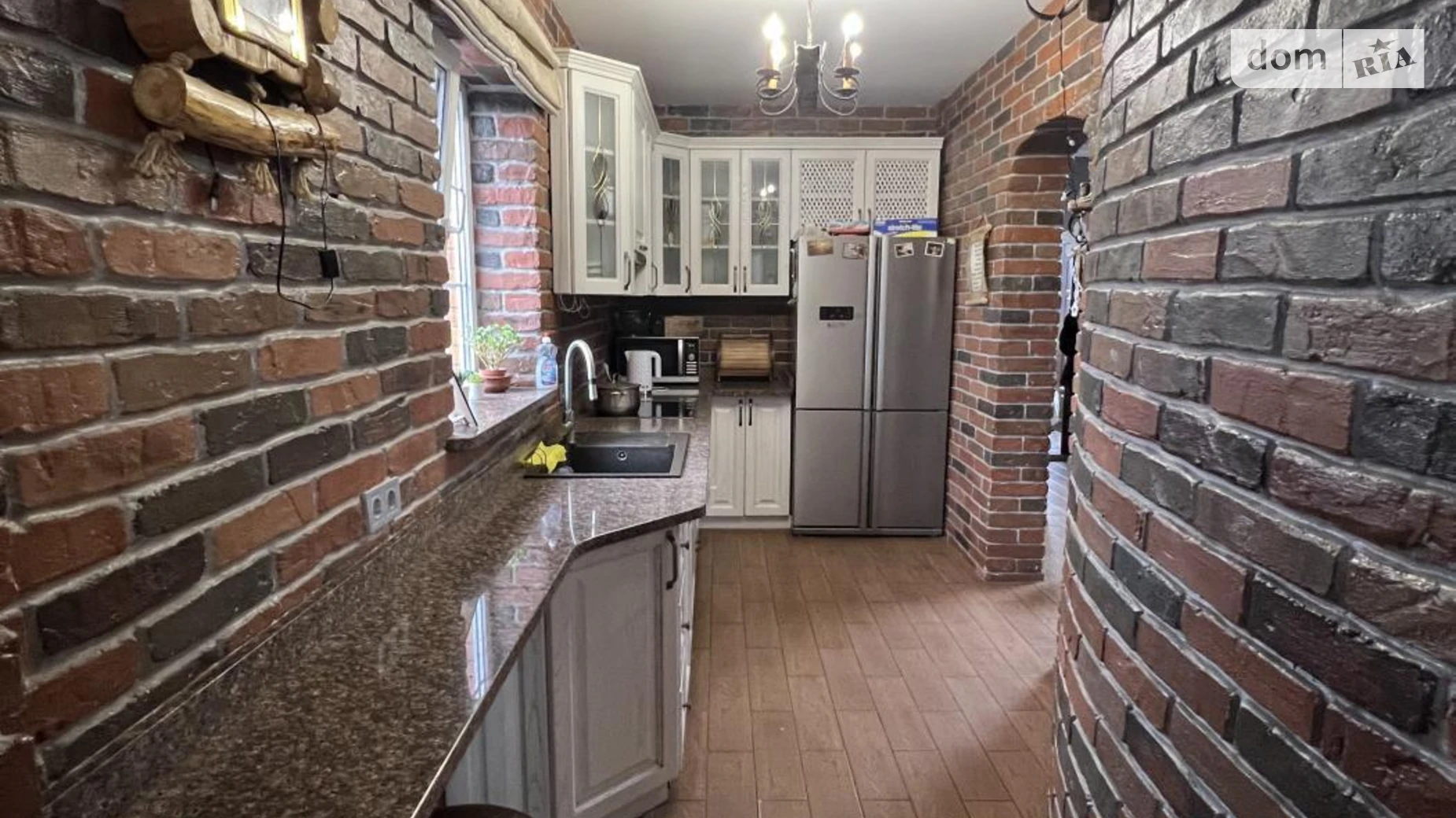 Продается дом на 2 этажа 272 кв. м с мансардой, цена: 210000 $ - фото 4