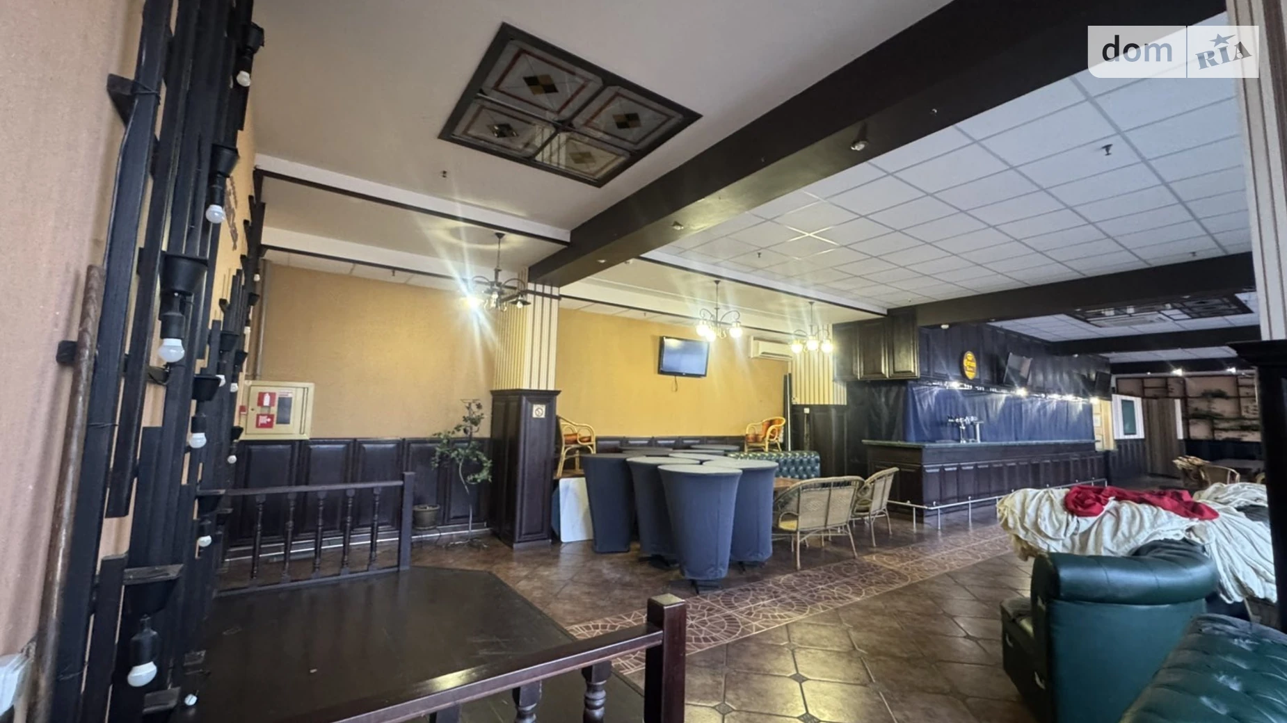 Сдается в аренду офис 223.7 кв. м в бизнес-центре, цена: 67110 грн - фото 3