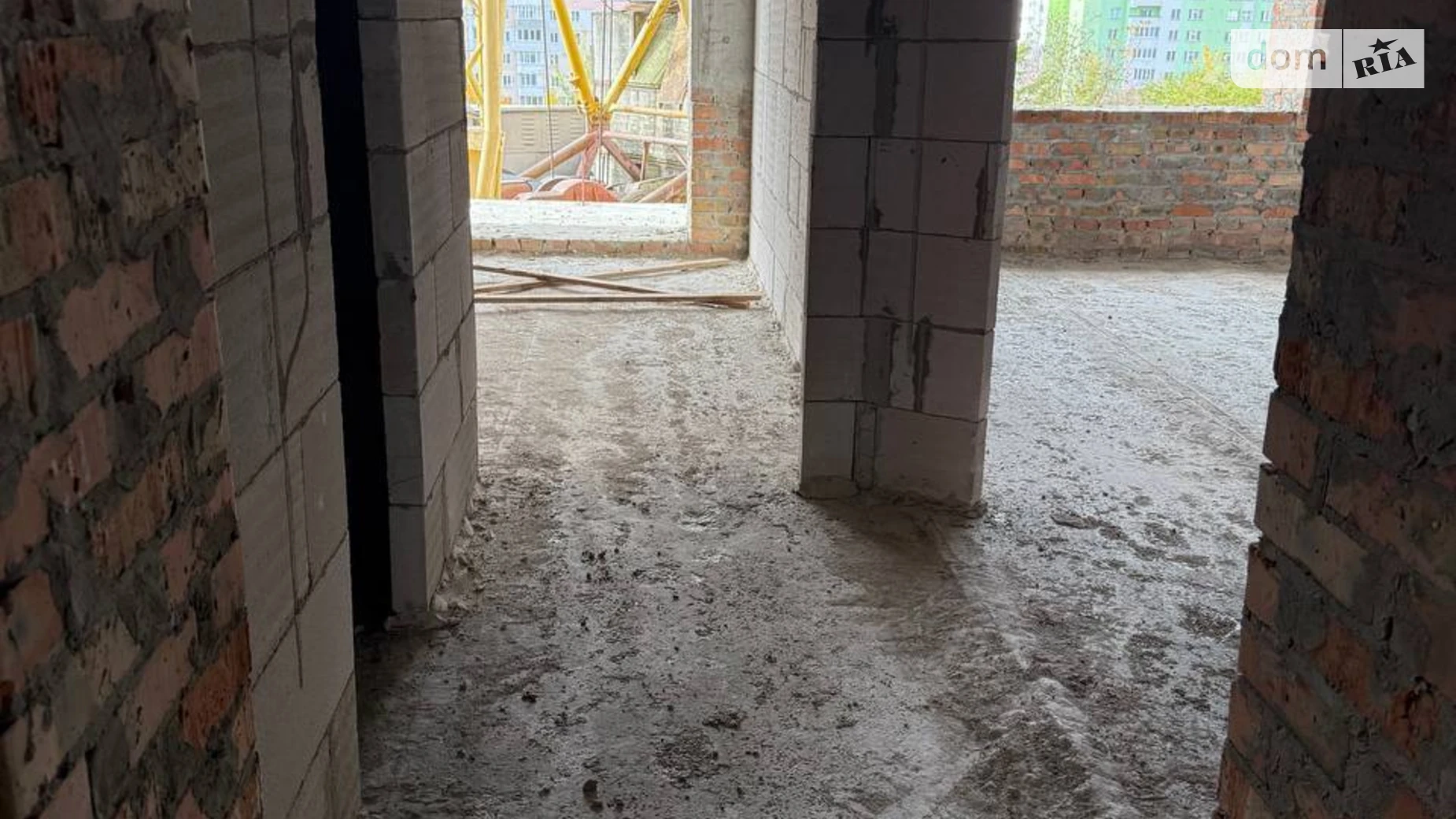 1-комнатная квартира 42 кв. м в Тернополе, ул. Владимира Великого - фото 4