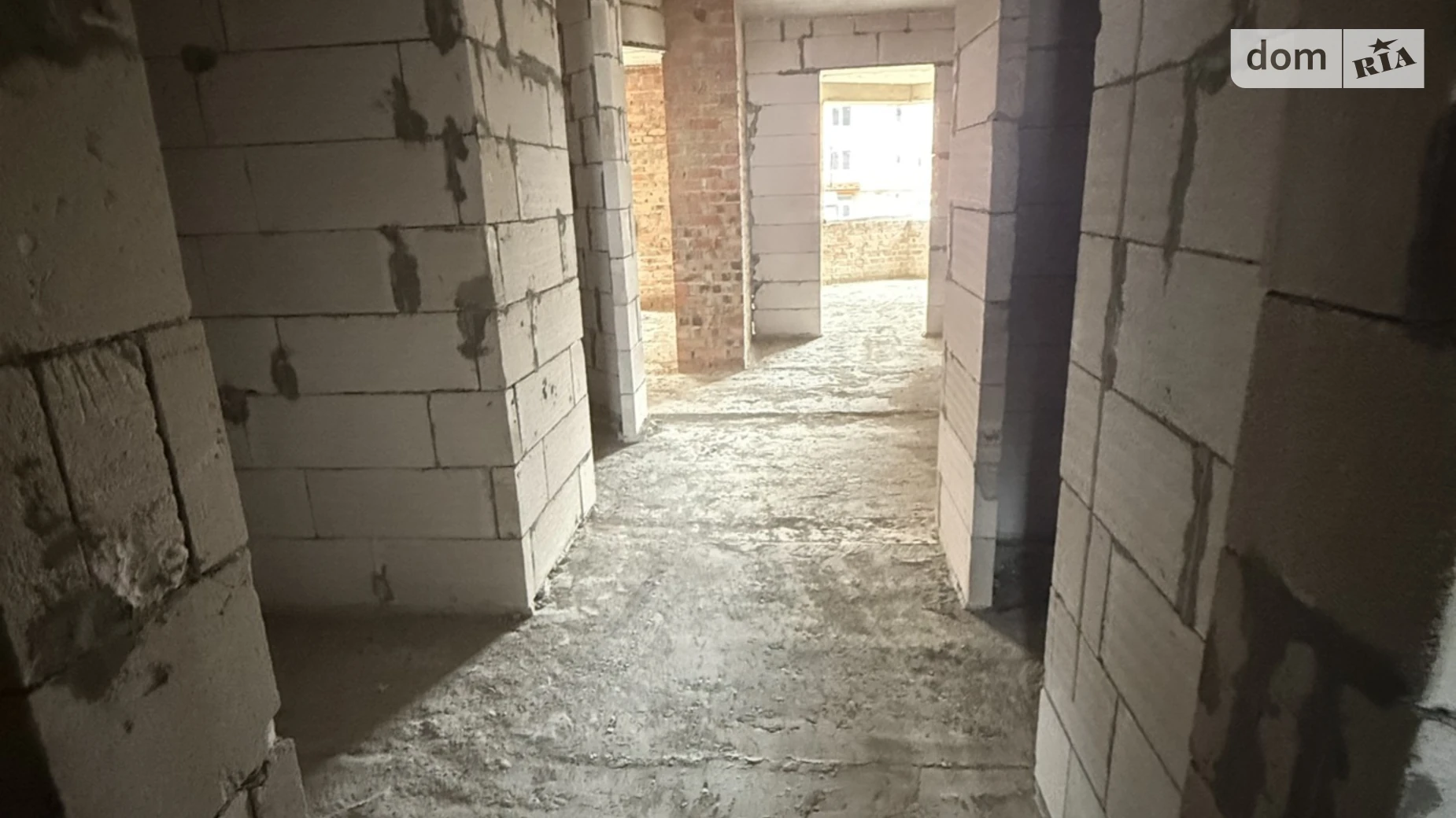 2-комнатная квартира 68 кв. м в Тернополе, ул. Владимира Великого - фото 2