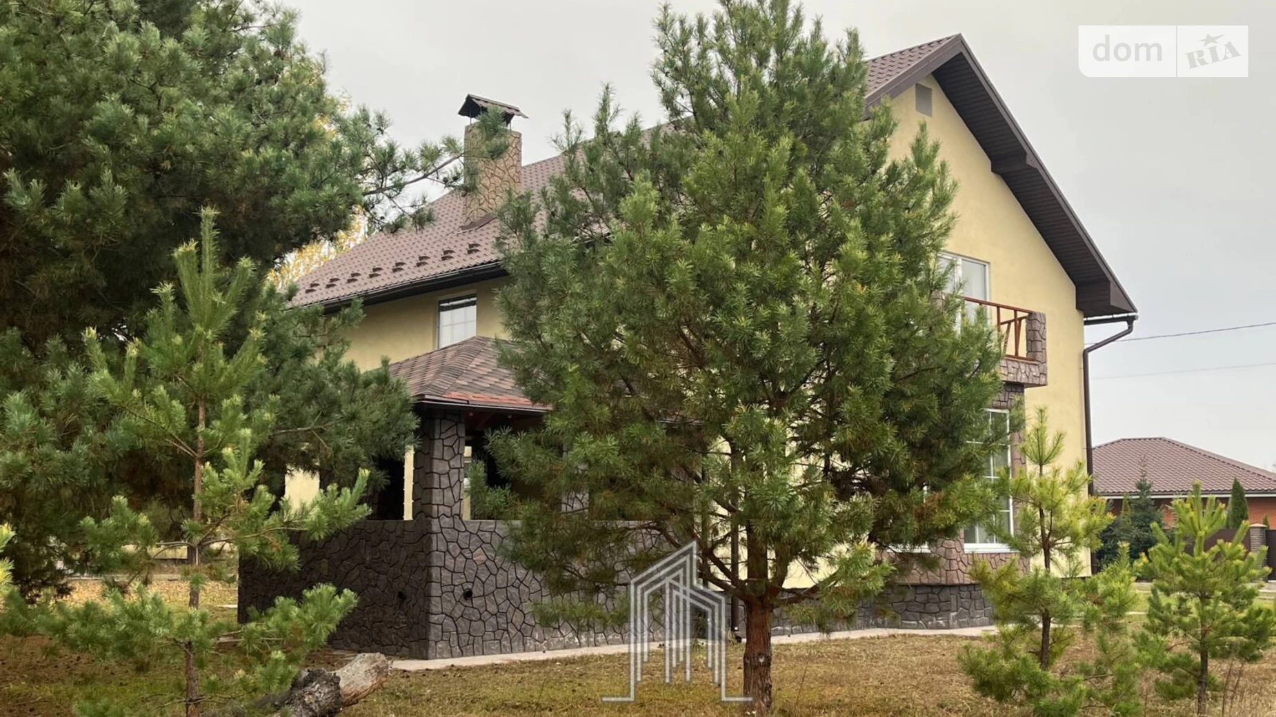 Продается дом на 2 этажа 240 кв. м с бассейном, цена: 105000 $ - фото 2