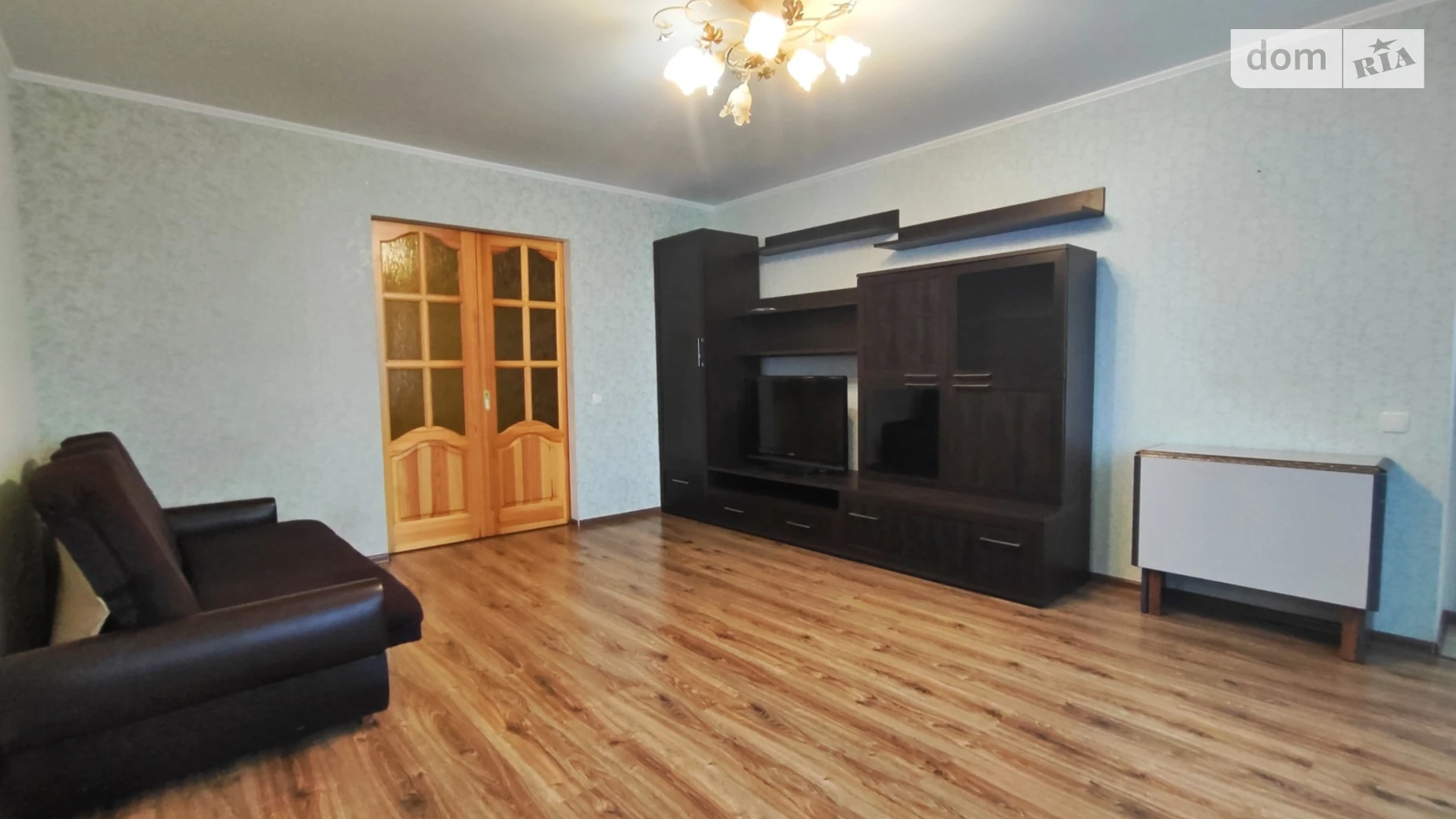 Продается 2-комнатная квартира 63.5 кв. м в Чернигове, ул. Летная - фото 3