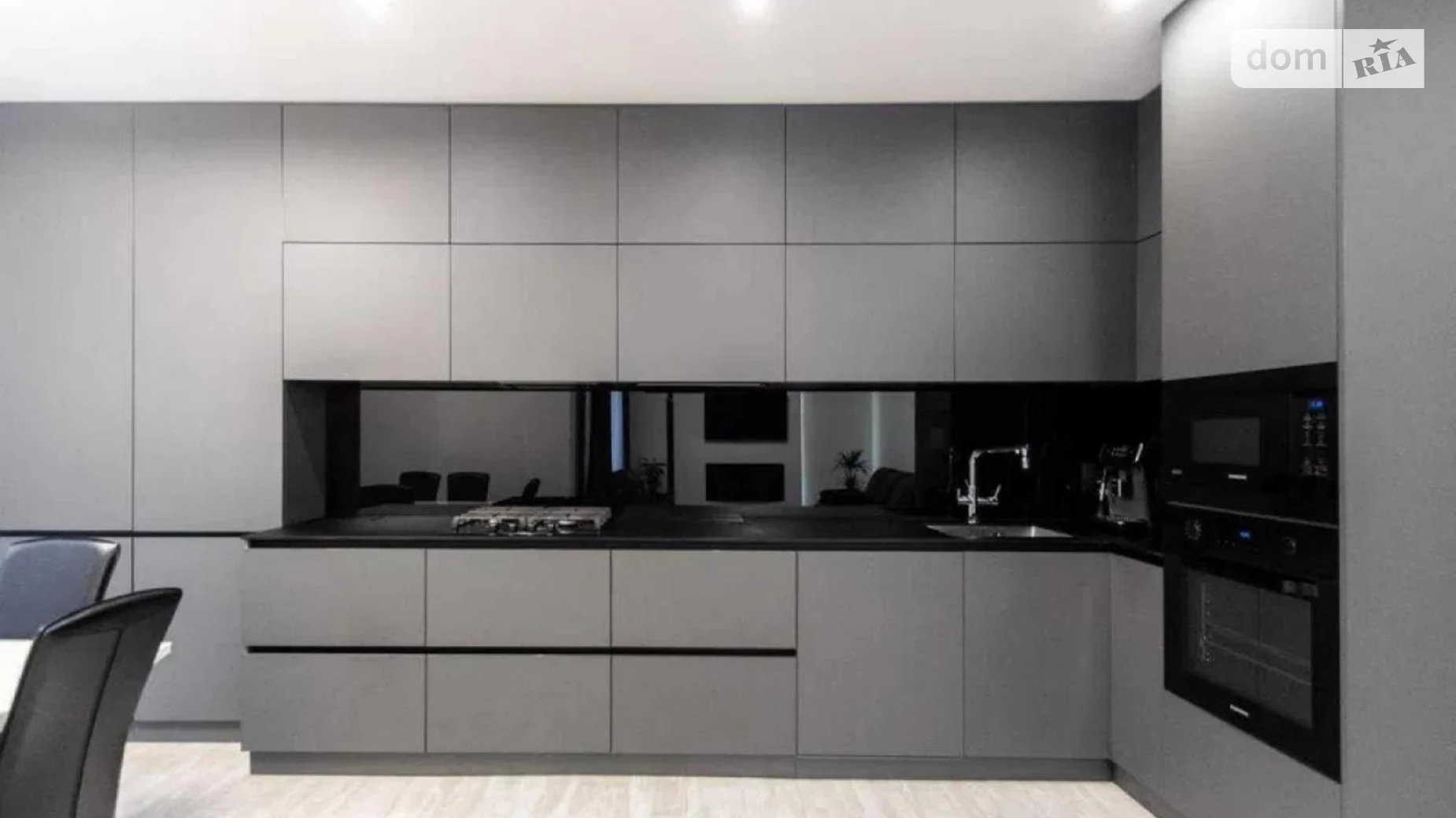 Продается 2-комнатная квартира 93.5 кв. м в Угорниках, ул. Героев Николаева(Сеченова), 129А корпус 23 - фото 3