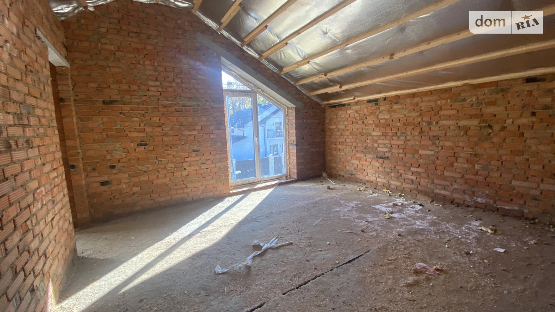 Продается дом на 2 этажа 125 кв. м с камином, цена: 105000 $ - фото 3