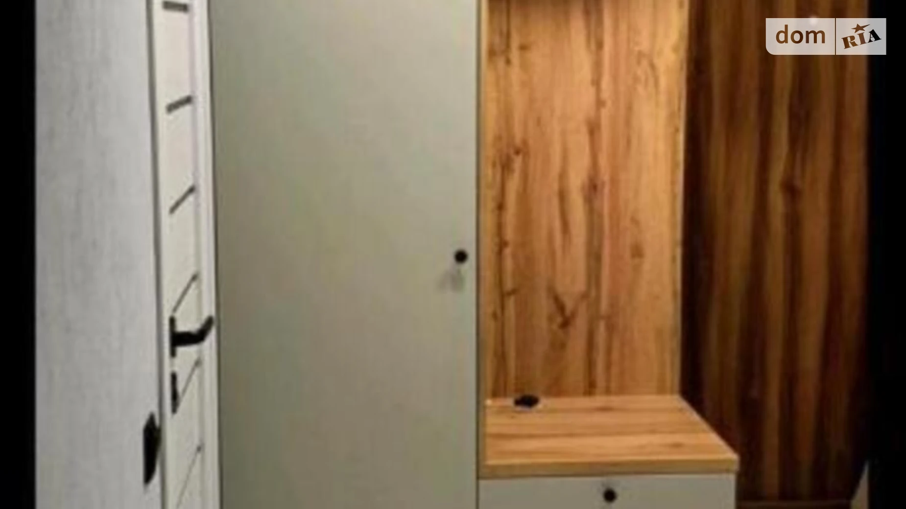 Продается 1-комнатная квартира 41 кв. м в Киеве, ул. Ивана Выговского(Маршала Гречко), 42 корпус 2 - фото 2