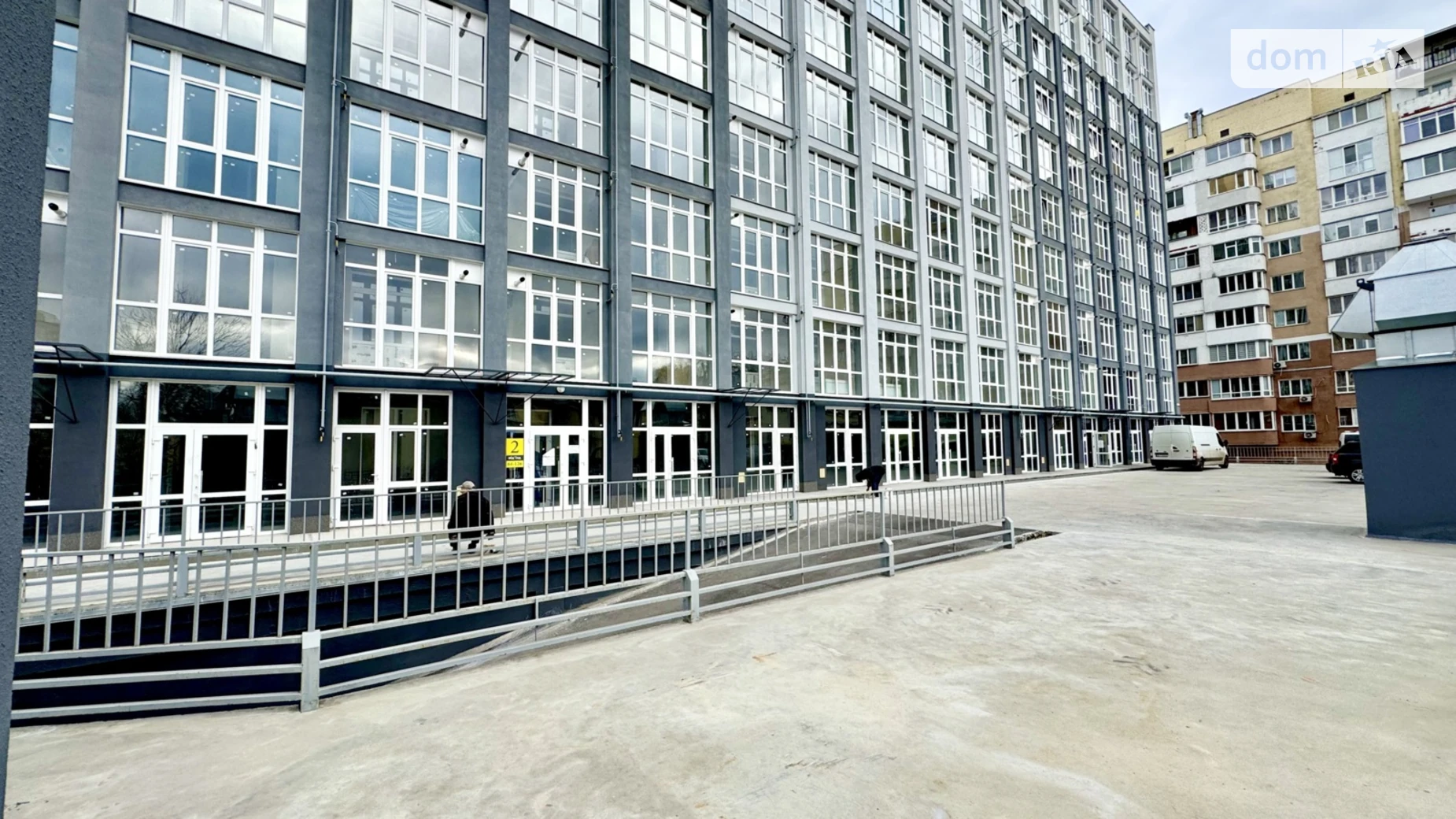 Продається 1-кімнатна квартира 54 кв. м у Чернігові, вул. Василя Стуса(Чернишевського), 33 - фото 2