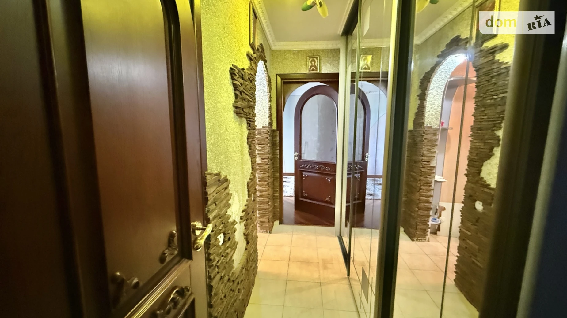 2-комнатная квартира 56 кв. м в Тернополе, ул. Дубовецкая, 5 - фото 3