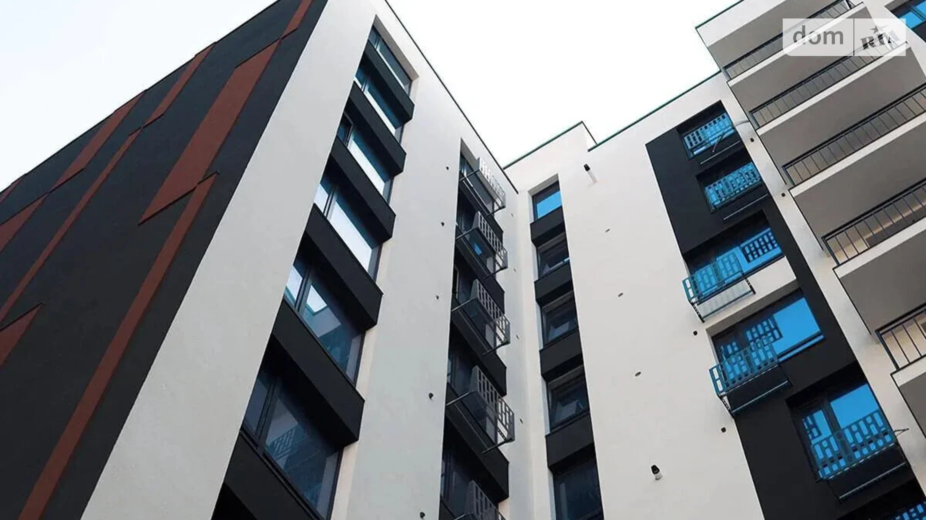 Продается 2-комнатная квартира 64 кв. м в Угорниках, ул. Героев Николаева(Сеченова), 129А корпус 7 - фото 2