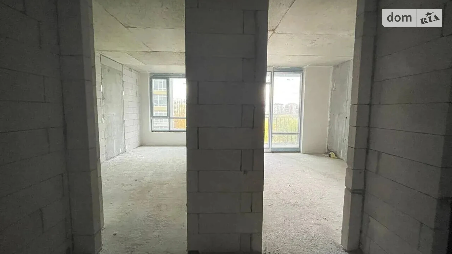 Продается 1-комнатная квартира 42 кв. м в Угорниках, ул. Героев Николаева(Сеченова), 129А корпус 15 - фото 2