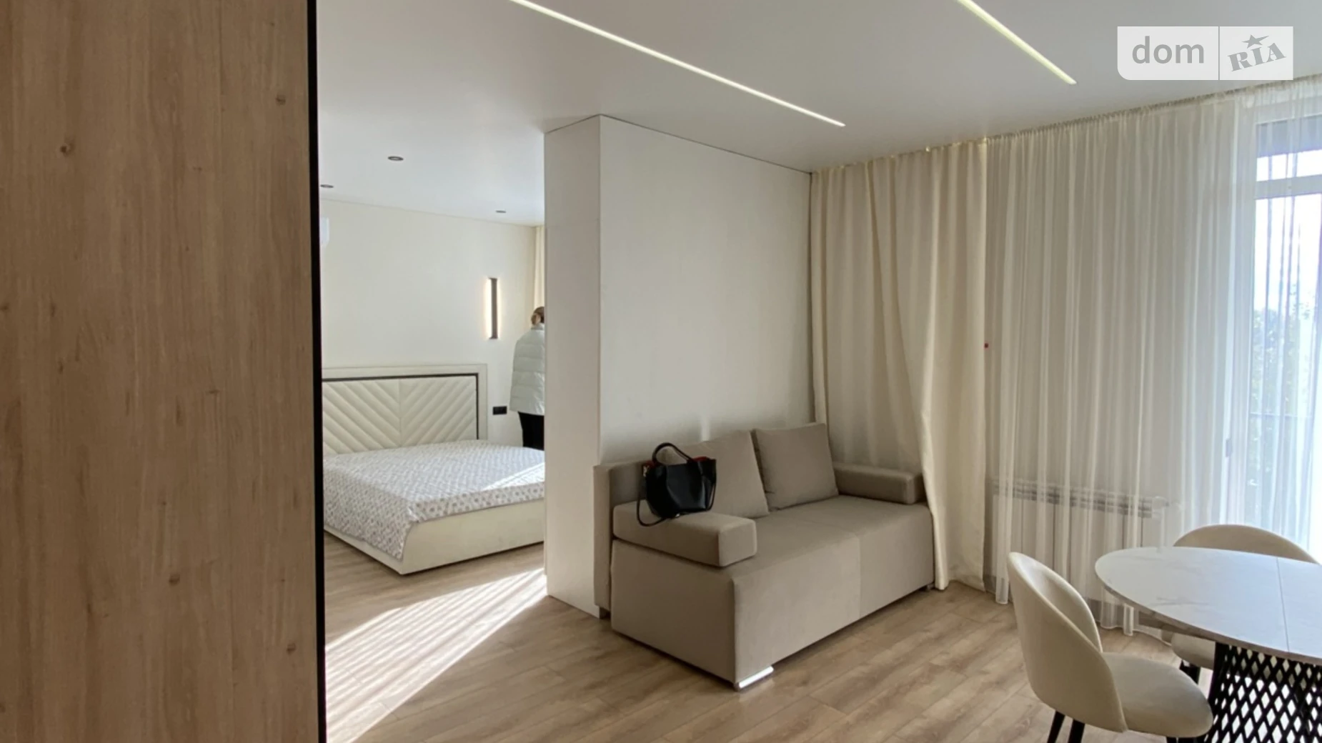 Продається 1-кімнатна квартира 38 кв. м у Ужгороді, цена: 70300 $ - фото 3