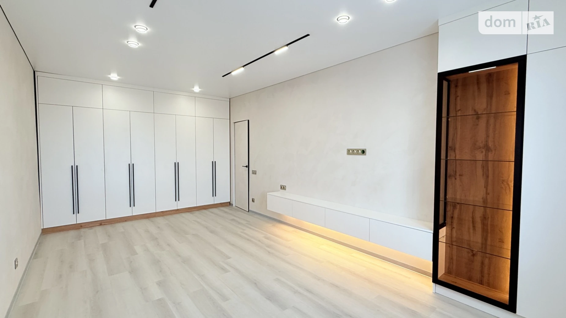 Продается 2-комнатная квартира 71 кв. м в, цена: 87000 $ - фото 3