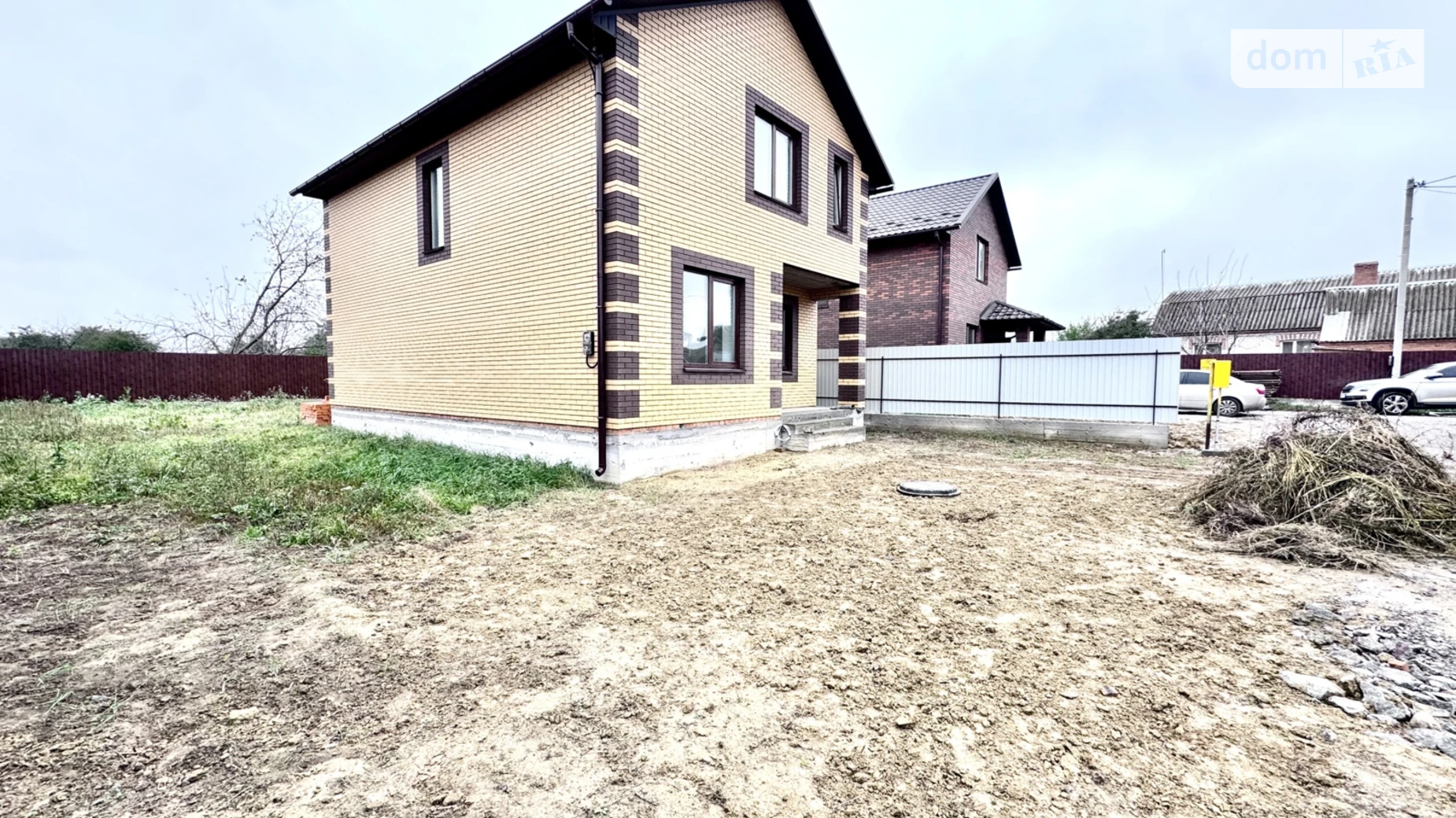 Продается дом на 2 этажа 125 кв. м с садом, цена: 85000 $ - фото 3