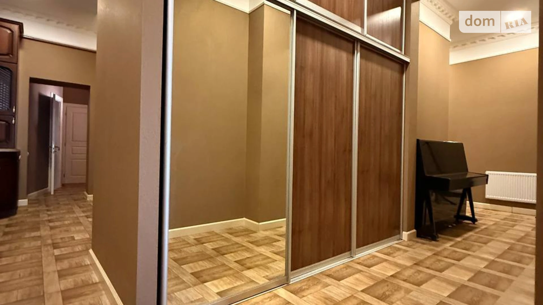 Продается 3-комнатная квартира 108.2 кв. м в Львове, ул. Николая Коперника, 16 - фото 3