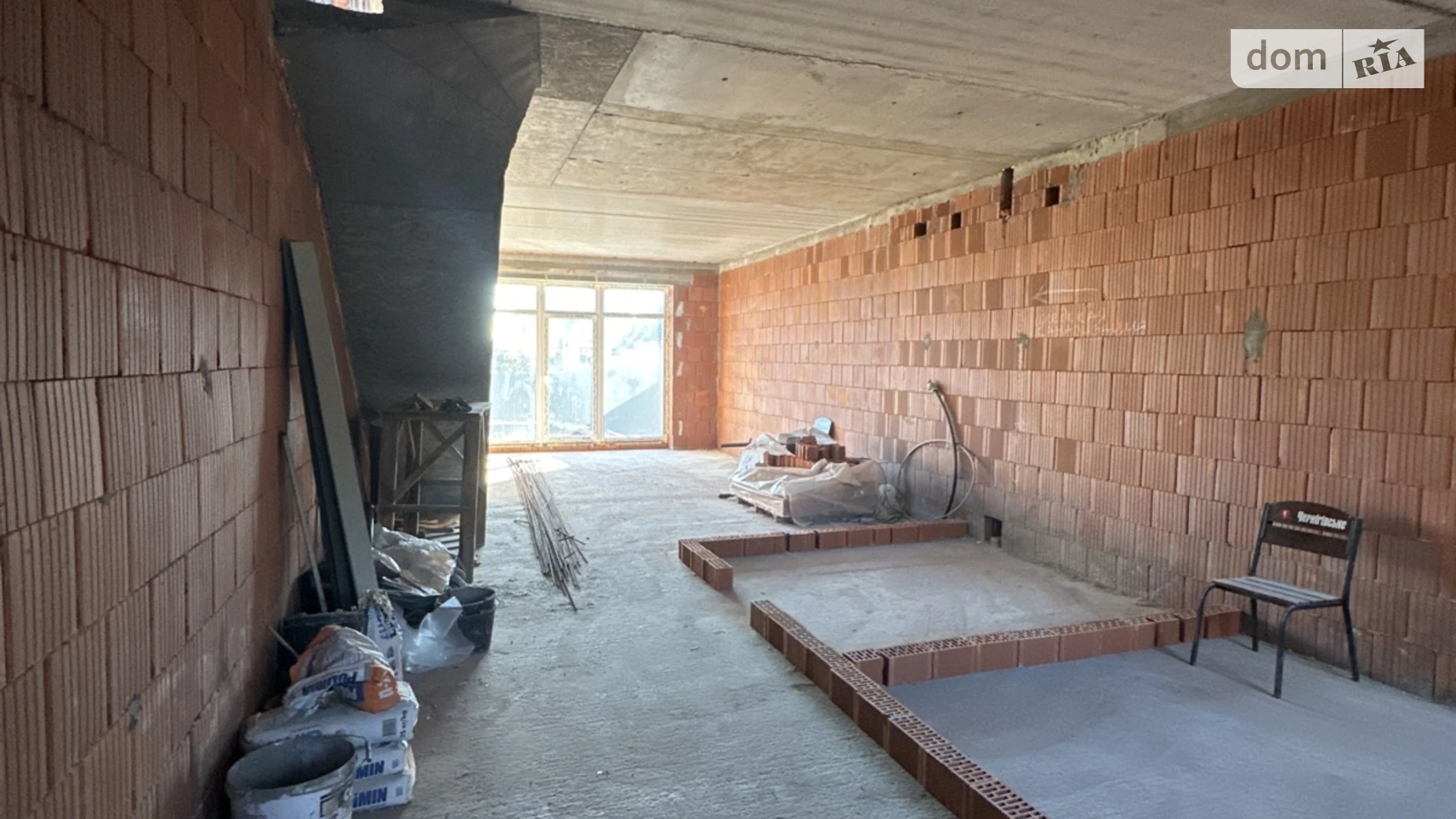 ул. Независимости, 5 Стоянка, цена: 90000 $ - фото 2