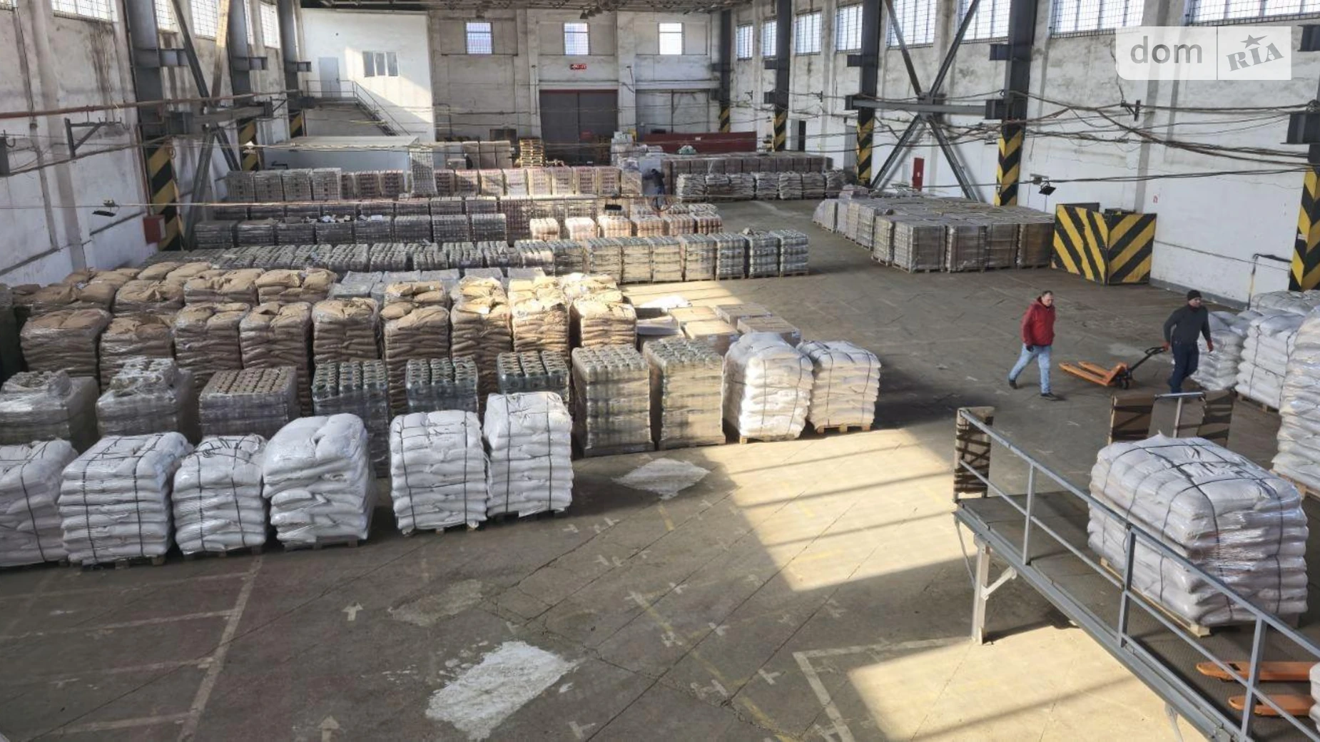 Сдается в аренду помещения свободного назначения 2000 кв. м в 1-этажном здании, цена: 250000 грн - фото 2