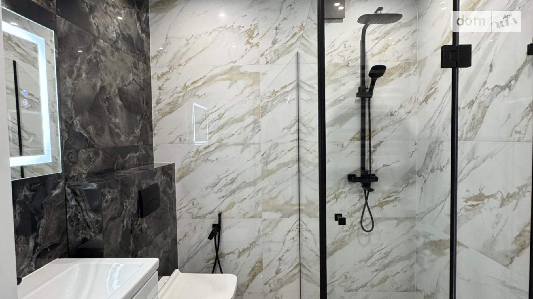 Продается 2-комнатная квартира 70.5 кв. м в Ивано-Франковске, ул. Княгинин, 44 корпус 21 - фото 5