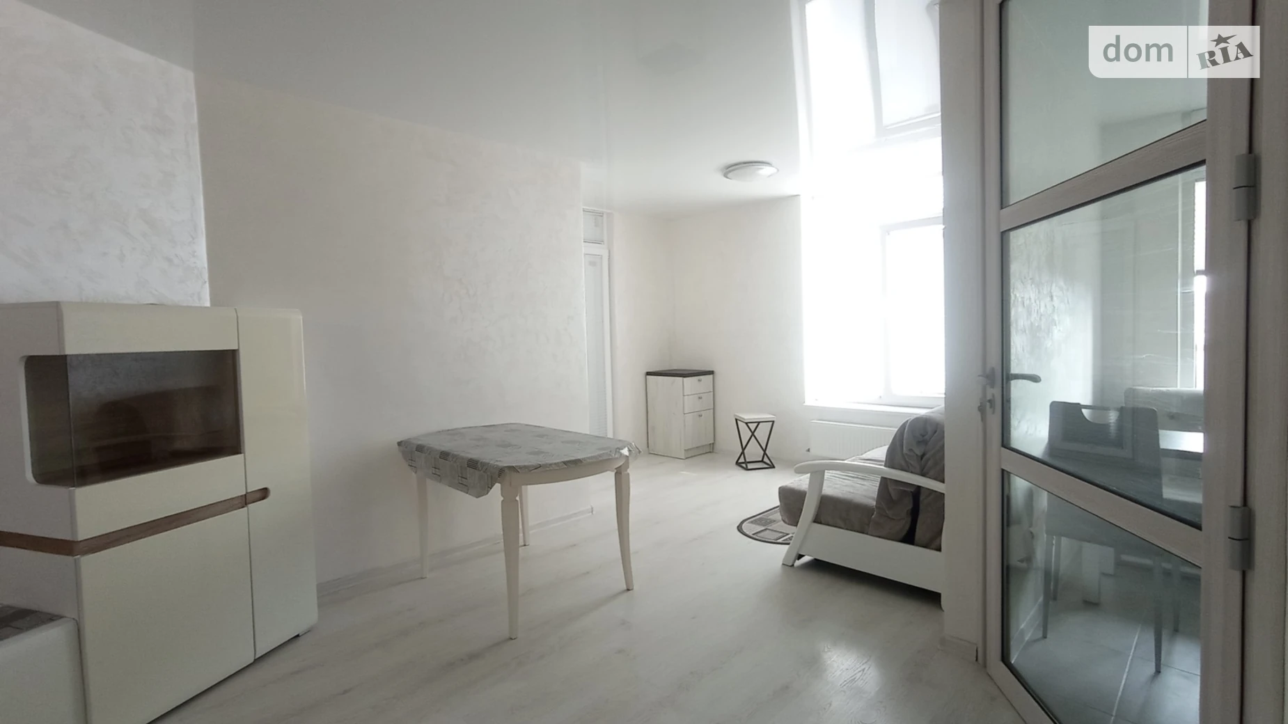 1-комнатная квартира 48 кв. м в Тернополе, ул. Троллейбусная - фото 2