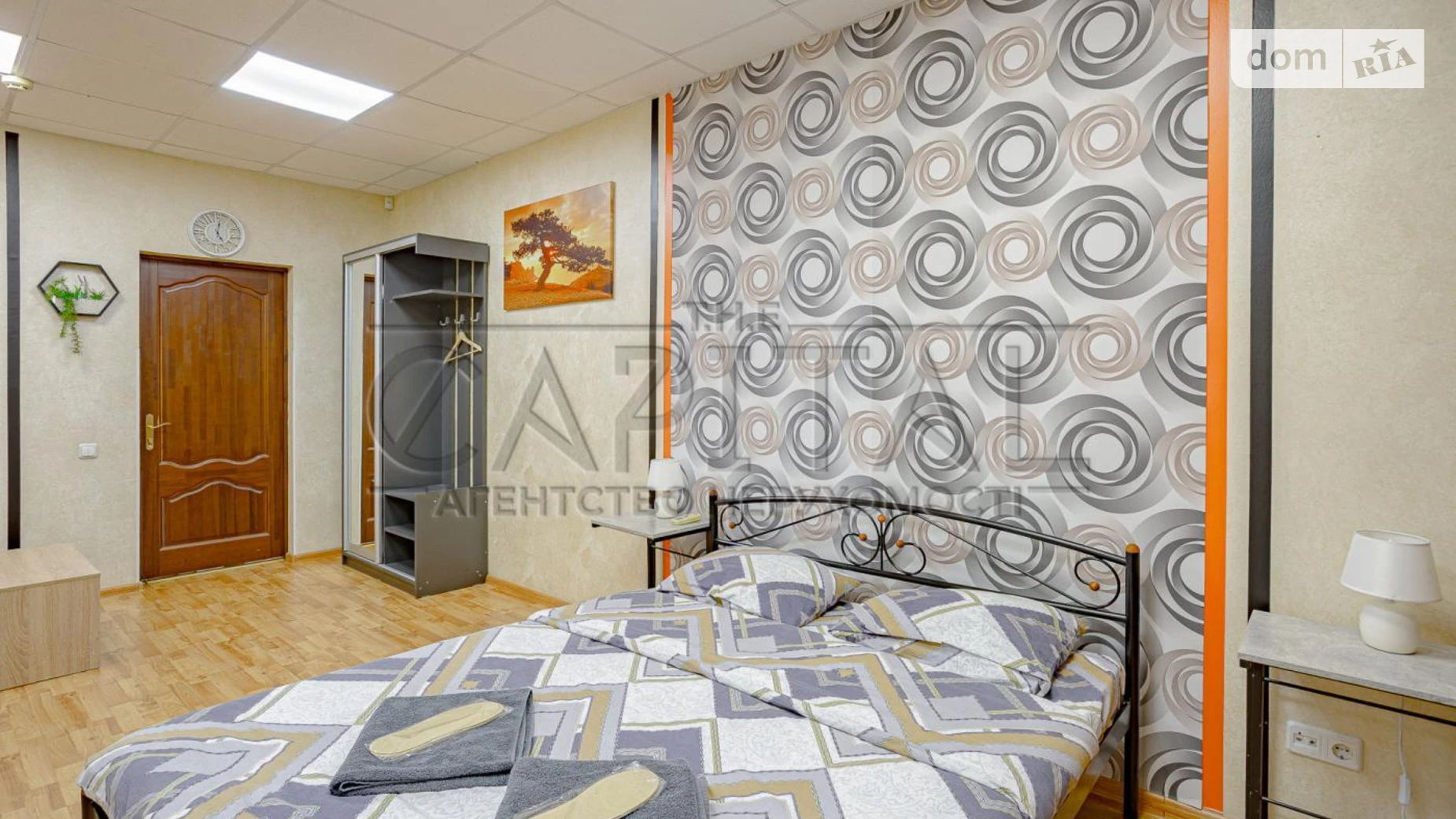 Продается офис 467.3 кв. м в бизнес-центре, цена: 385000 $ - фото 4