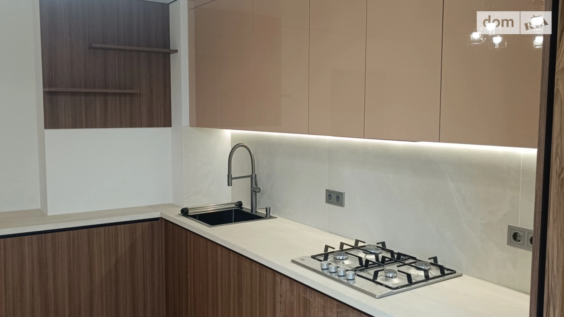 3-комнатная квартира 83 кв. м в Тернополе, пер. Кирпичный - фото 3