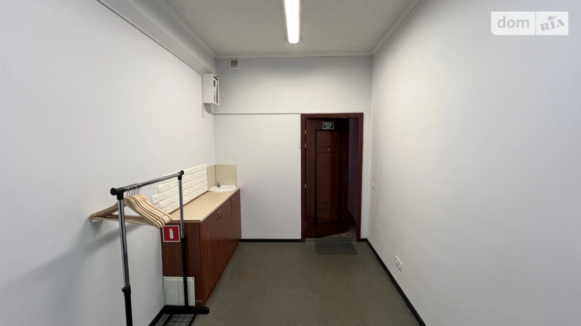 Сдается в аренду офис 28 кв. м в бизнес-центре, цена: 8000 грн - фото 4