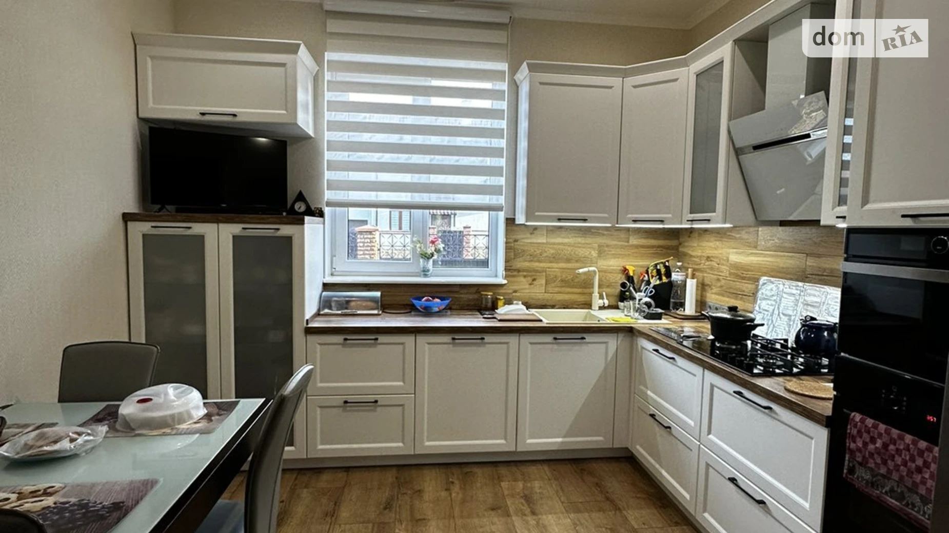 Продается дом на 2 этажа 230 кв. м с садом, цена: 300000 $ - фото 5