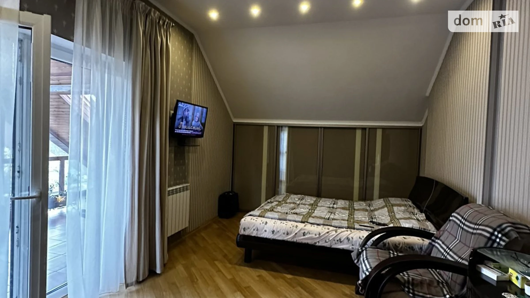 Продается дом на 2 этажа 230 кв. м с садом, цена: 300000 $ - фото 4