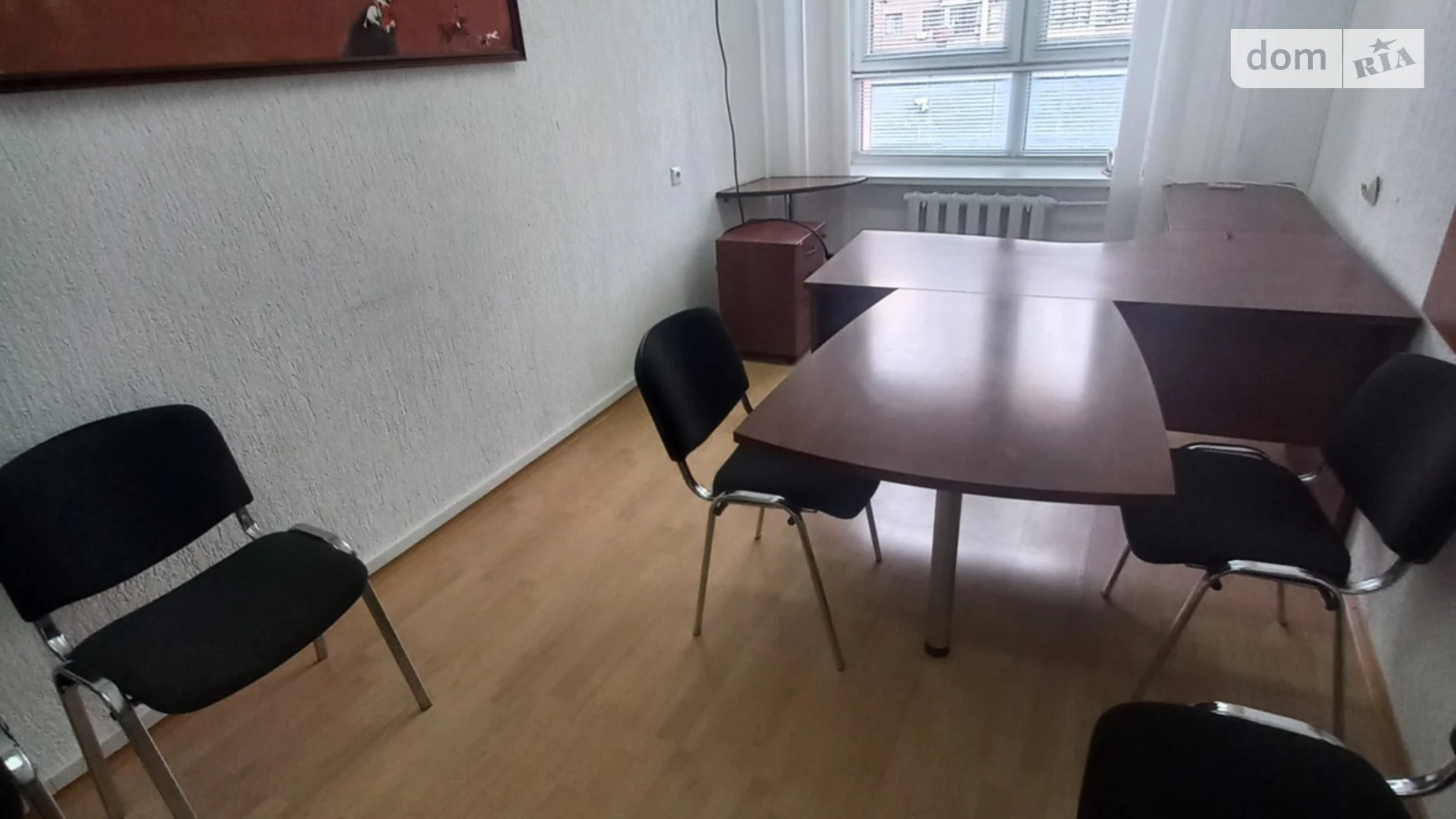 Сдается в аренду офис 15 кв. м в бизнес-центре, цена: 3750 грн - фото 2