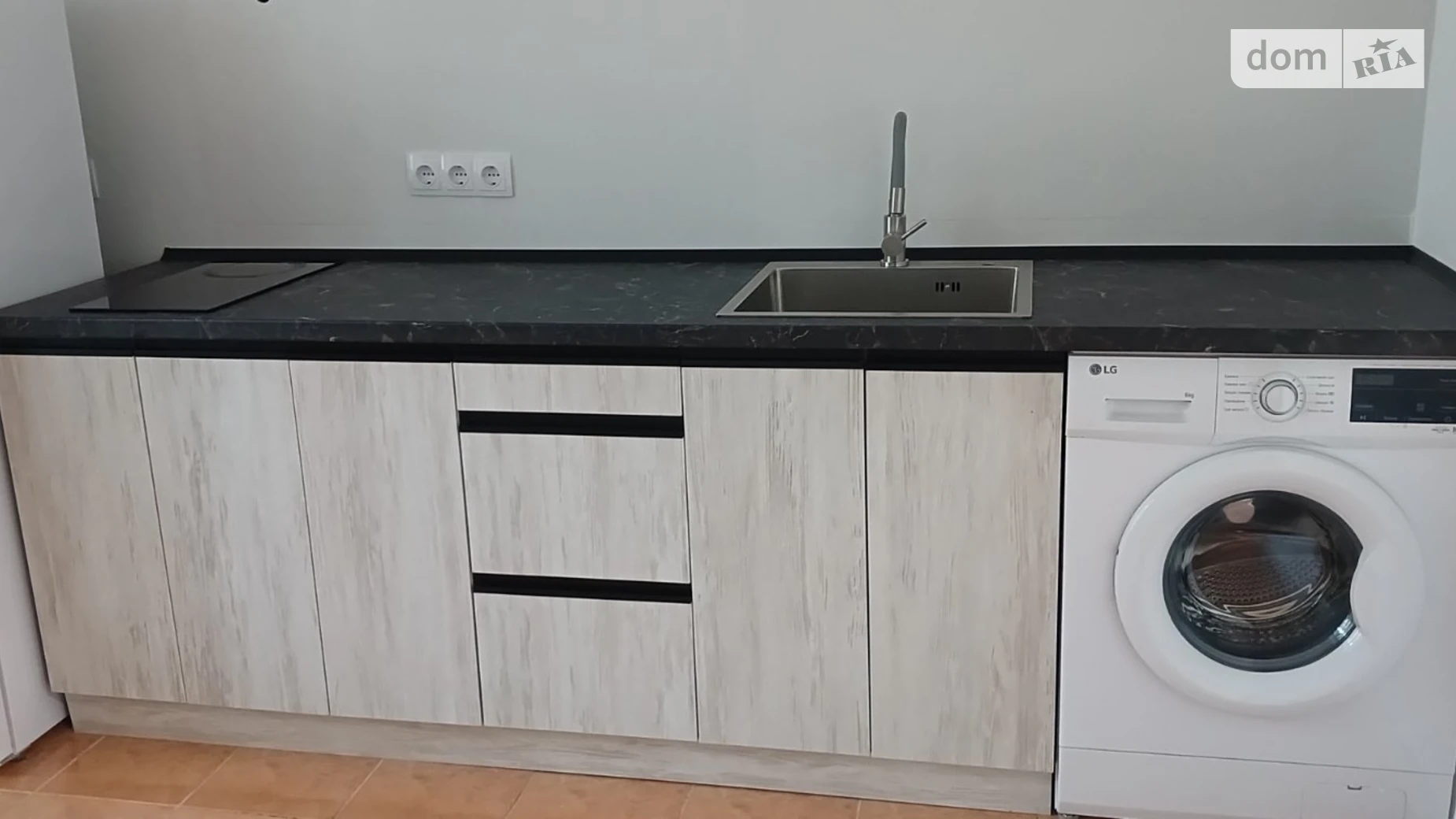 Сдается в аренду 1-комнатная квартира 40 кв. м в Ровно, ул. Буковинская - фото 2