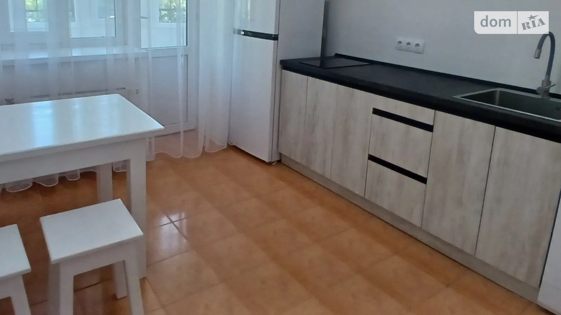 Сдается в аренду 1-комнатная квартира 40 кв. м в Ровно, ул. Буковинская - фото 4