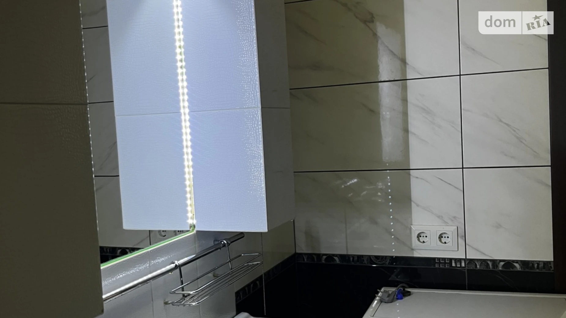 1-комнатная квартира 51 кв. м в Луцке - фото 5