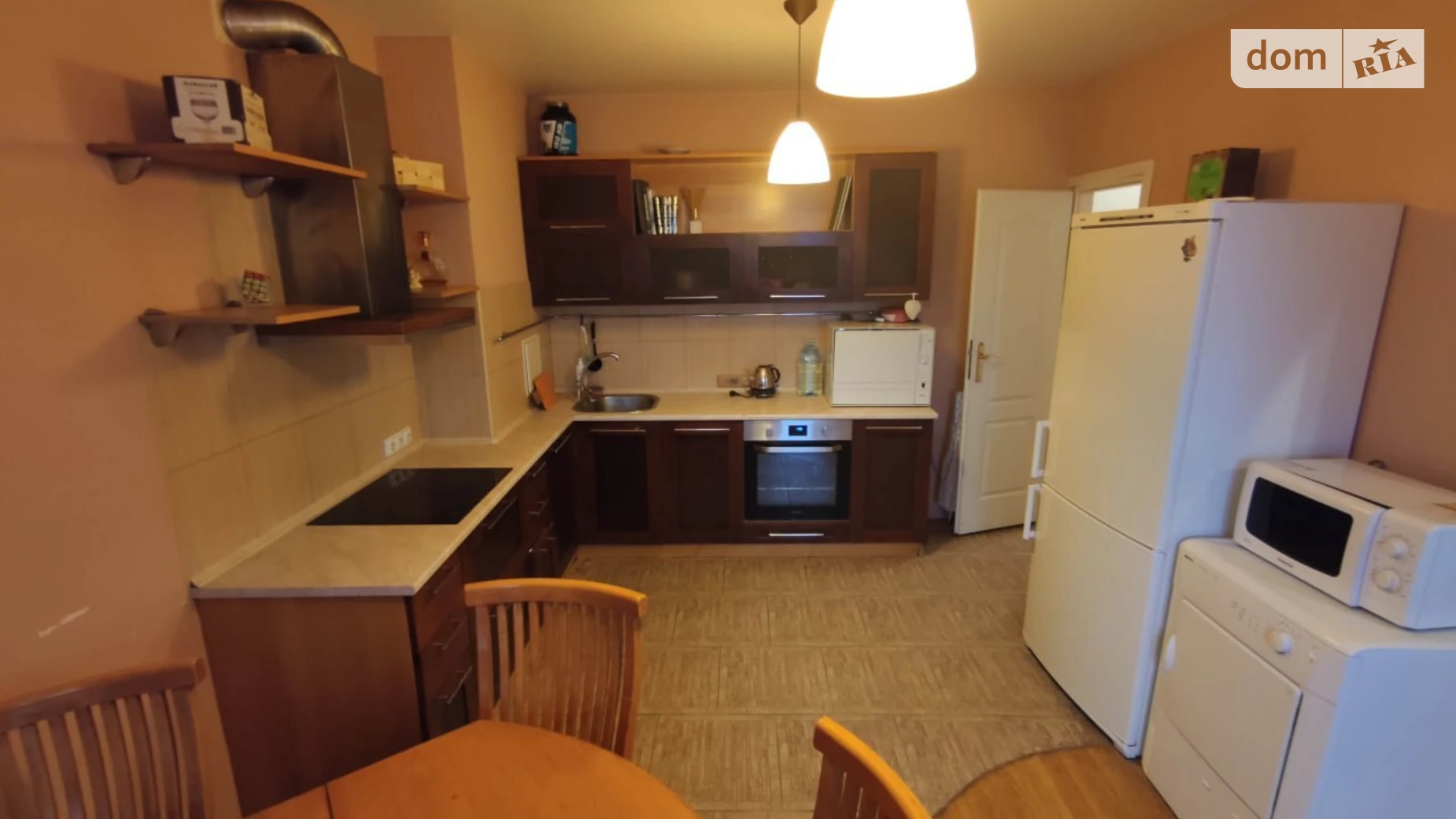 Сдается в аренду 4-комнатная квартира 108 кв. м в Киеве, ул. Подгорная, 7/36 - фото 2