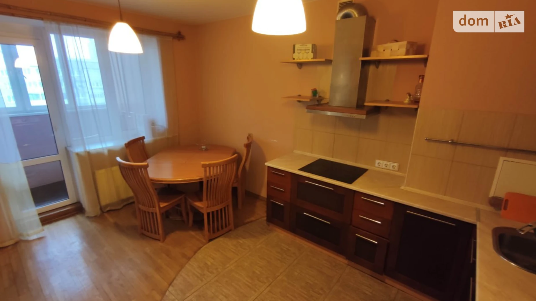 Сдается в аренду 4-комнатная квартира 108 кв. м в Киеве, ул. Подгорная, 7/36 - фото 3