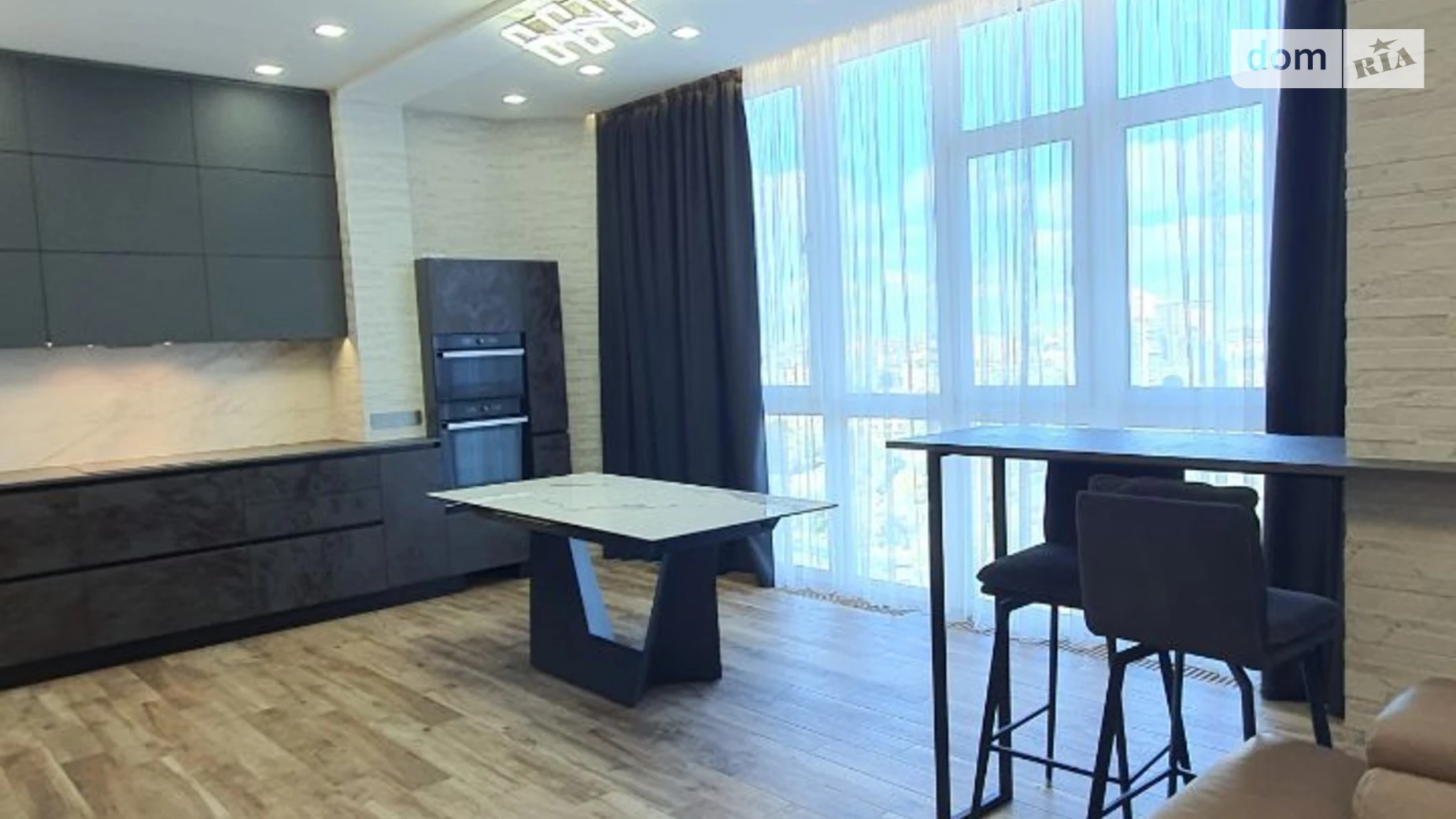 Продается 3-комнатная квартира 83.5 кв. м в Одессе, ул. Артиллерийская, 4В - фото 2